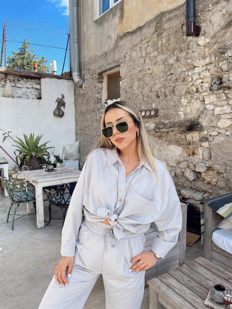 Gri Gold Düğmeli Oversize Gömlek