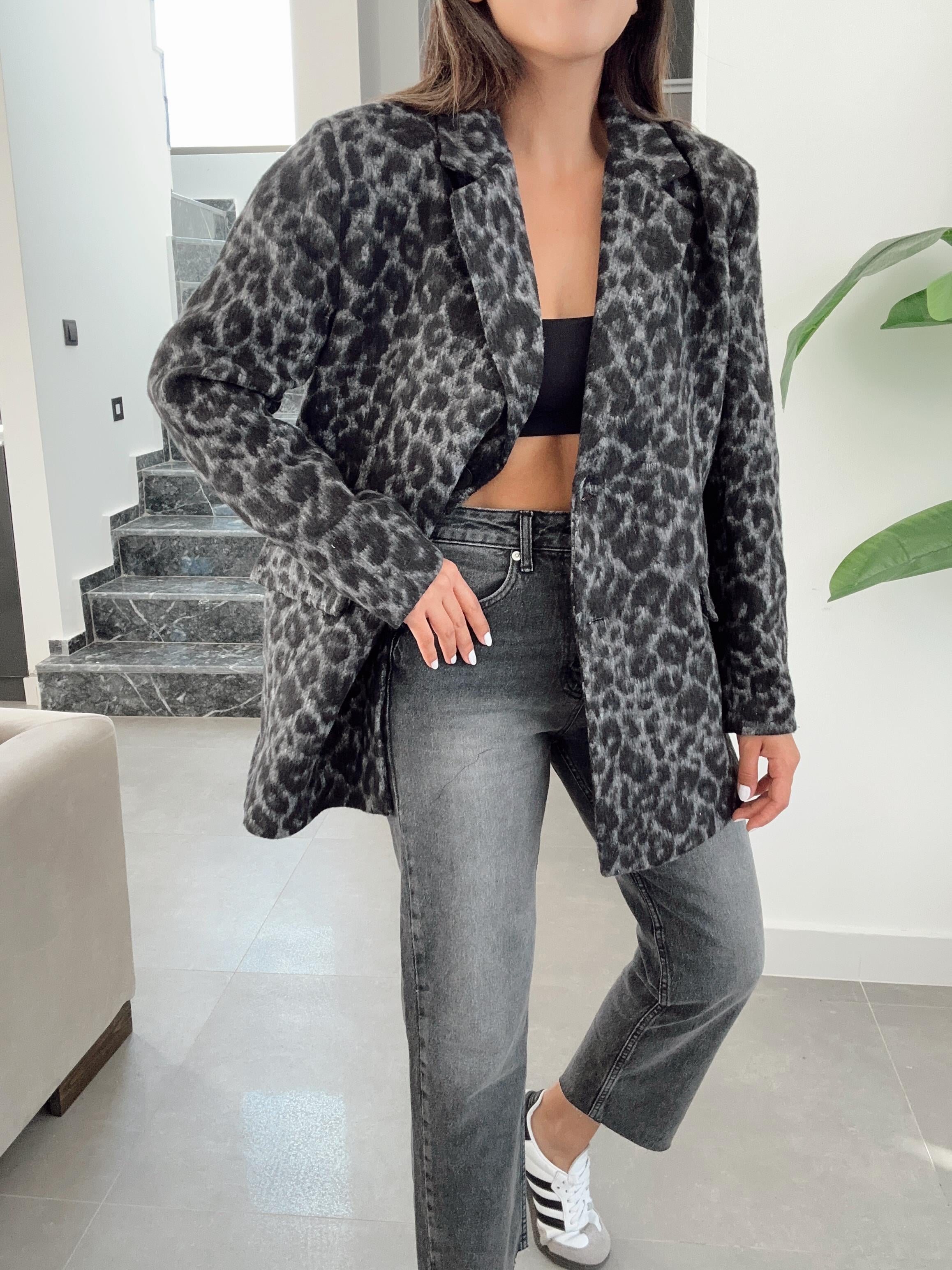 Gri Leopar Kaşe Ceket