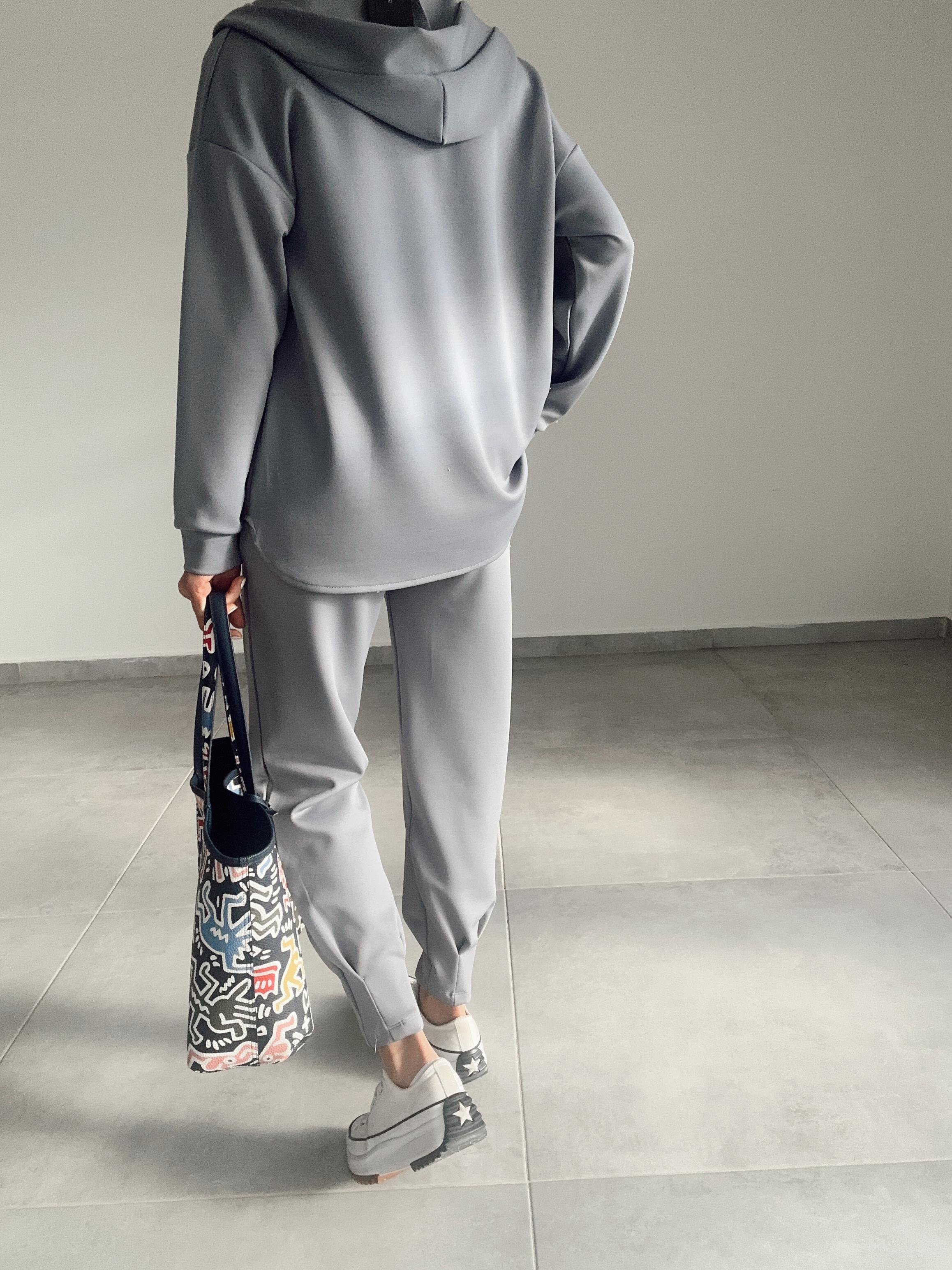 Gri Scuba Sweatshirt