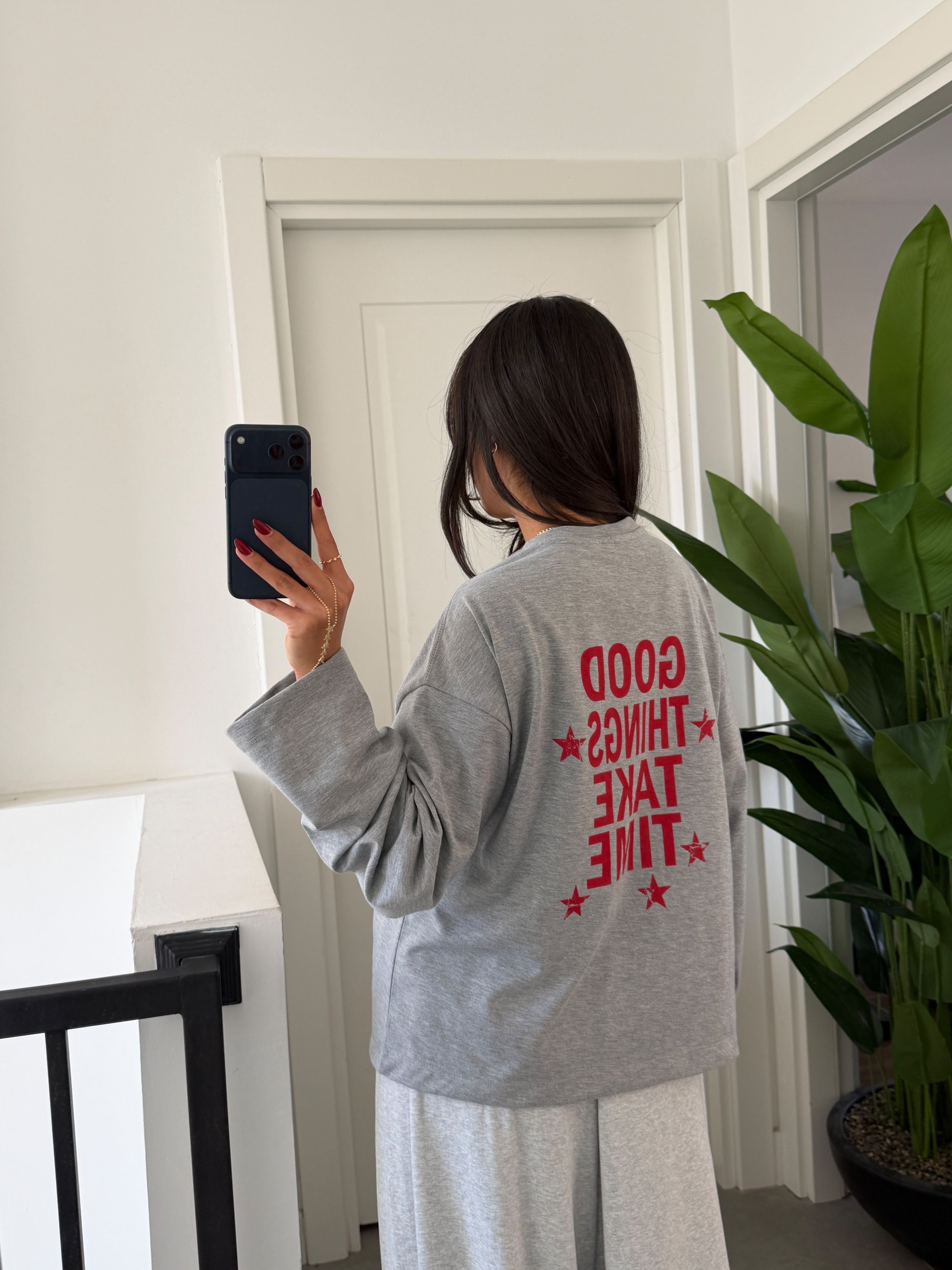 Gri Sırt Baskılı Uzun Kollu Basic Tshirt