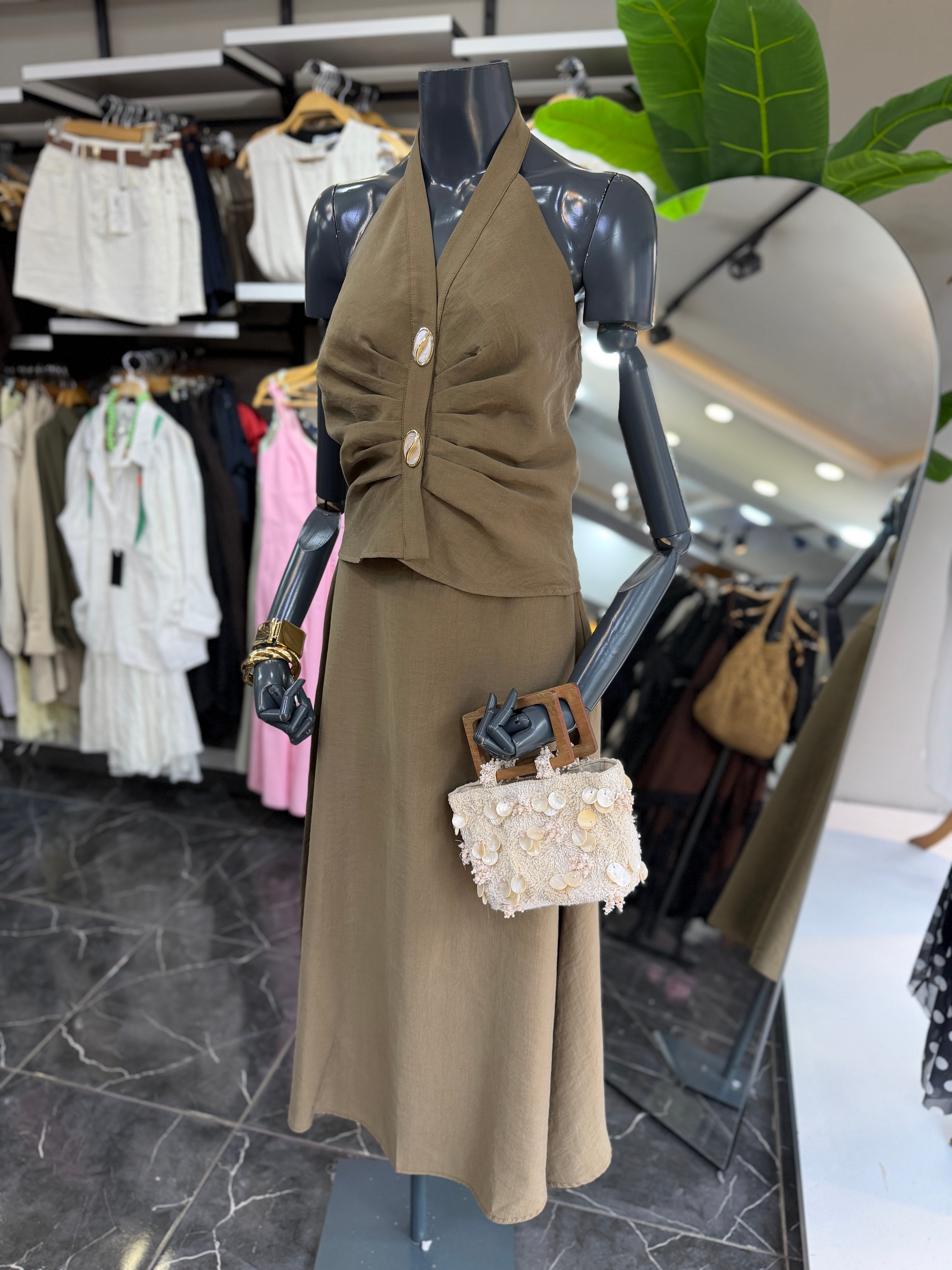 Haki Halter Yaka Taş Detaylı Bluz Etek Takım