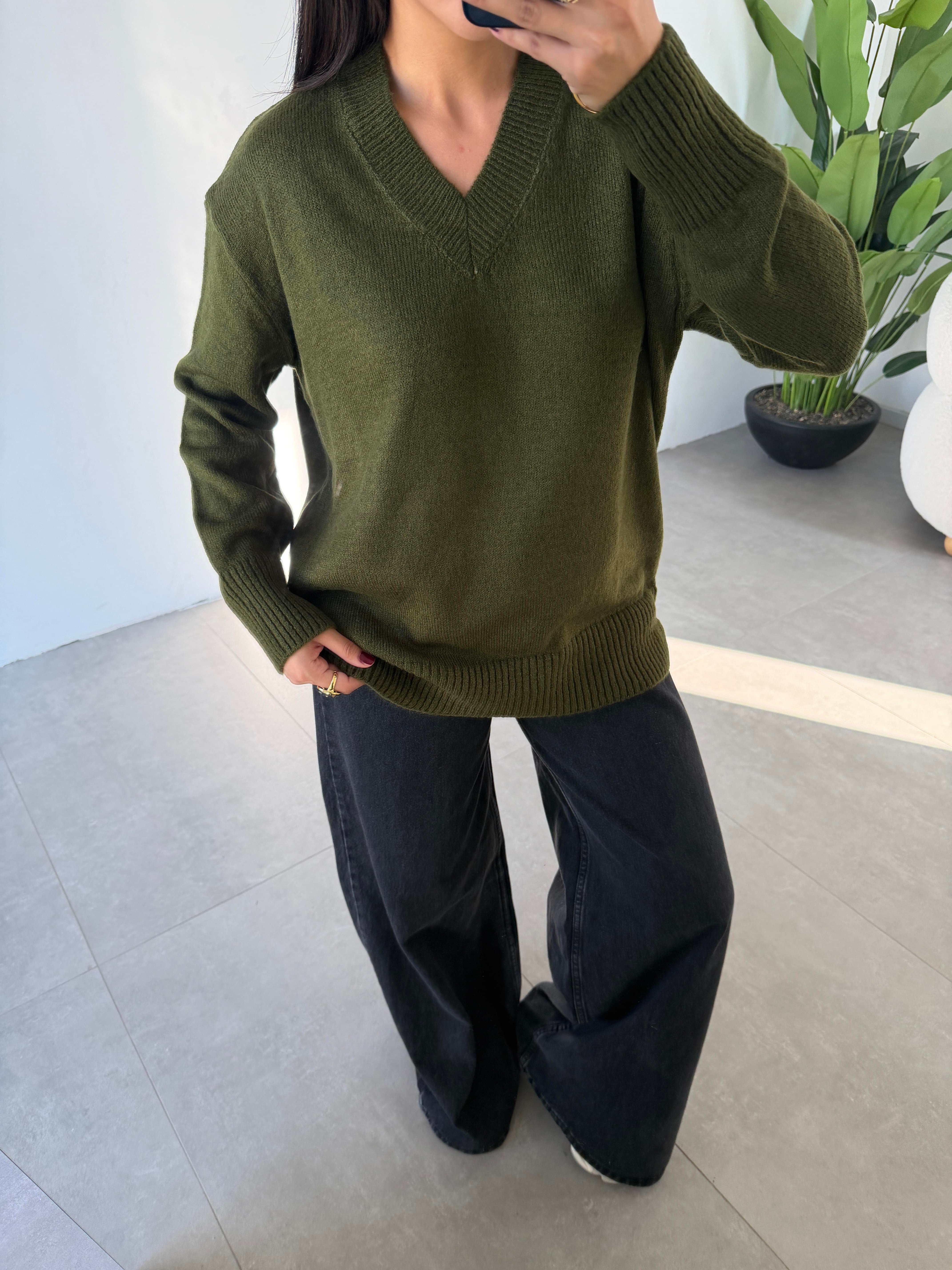 Haki V Yaka Oversize Triko Kazak