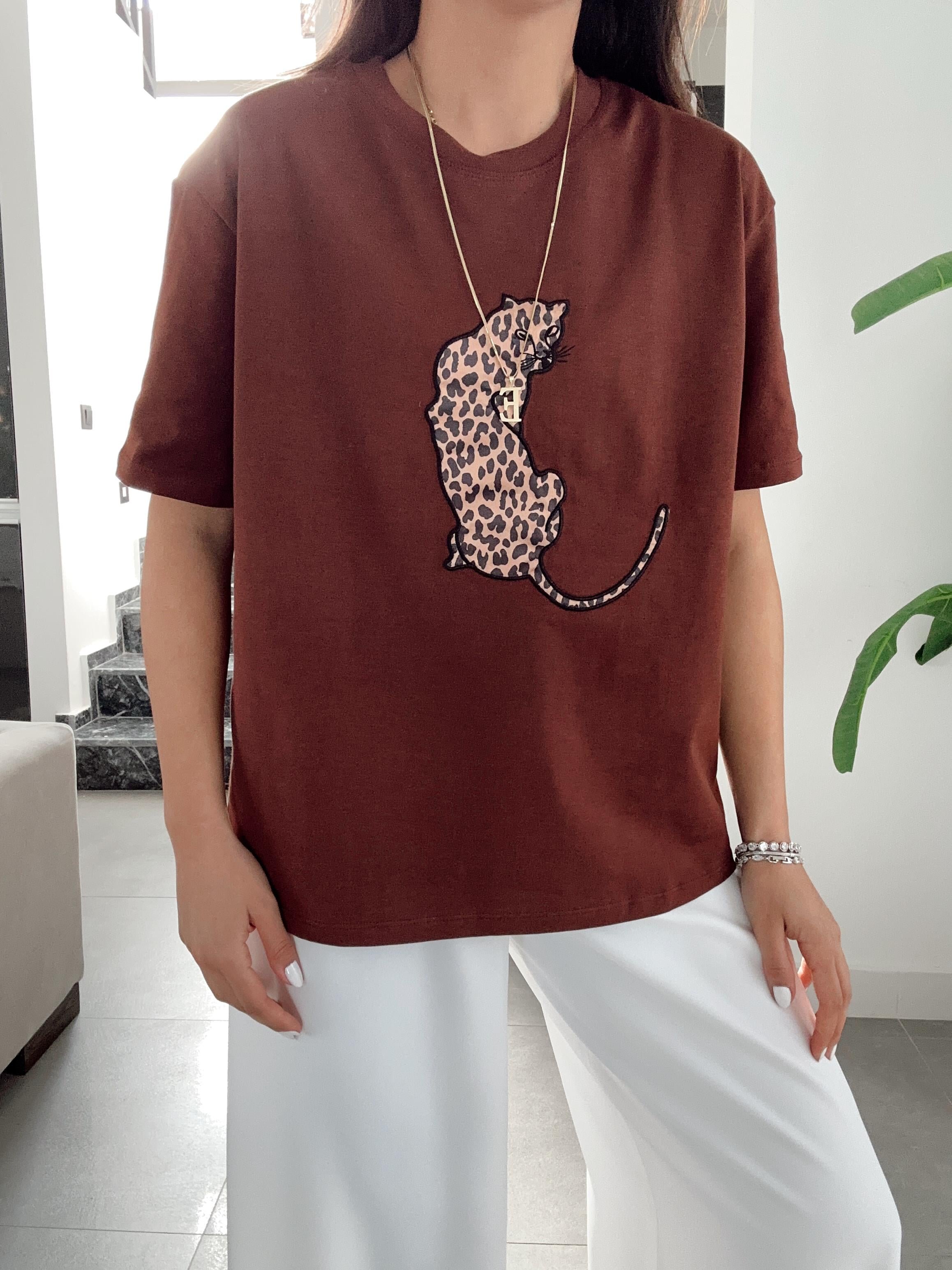 Kahve Leopar Desenli Basic Tişört