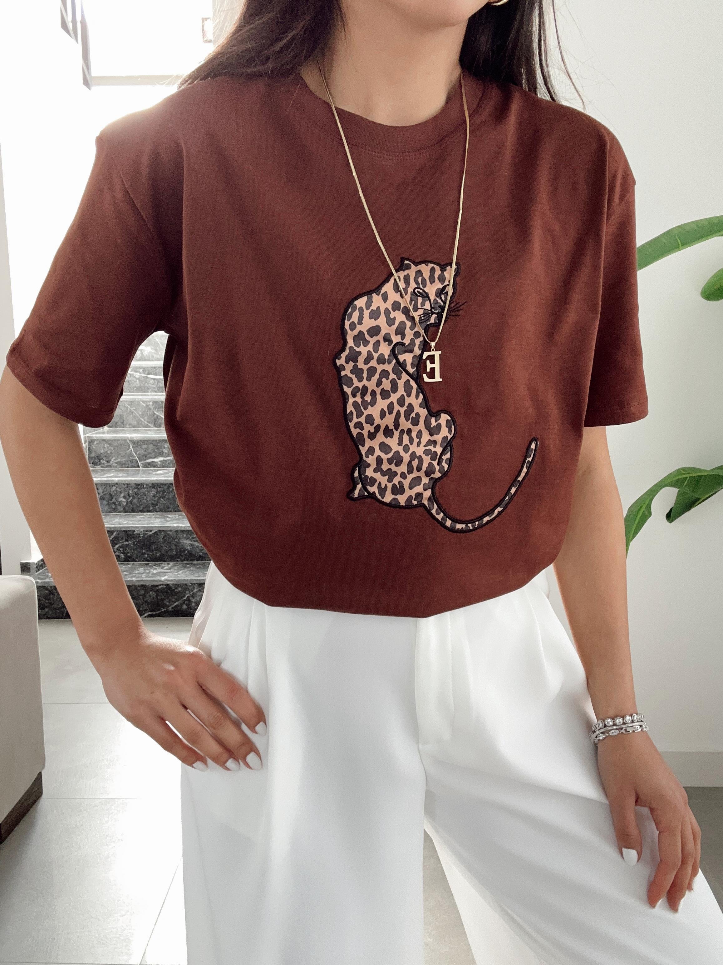 Kahve Leopar Desenli Basic Tişört