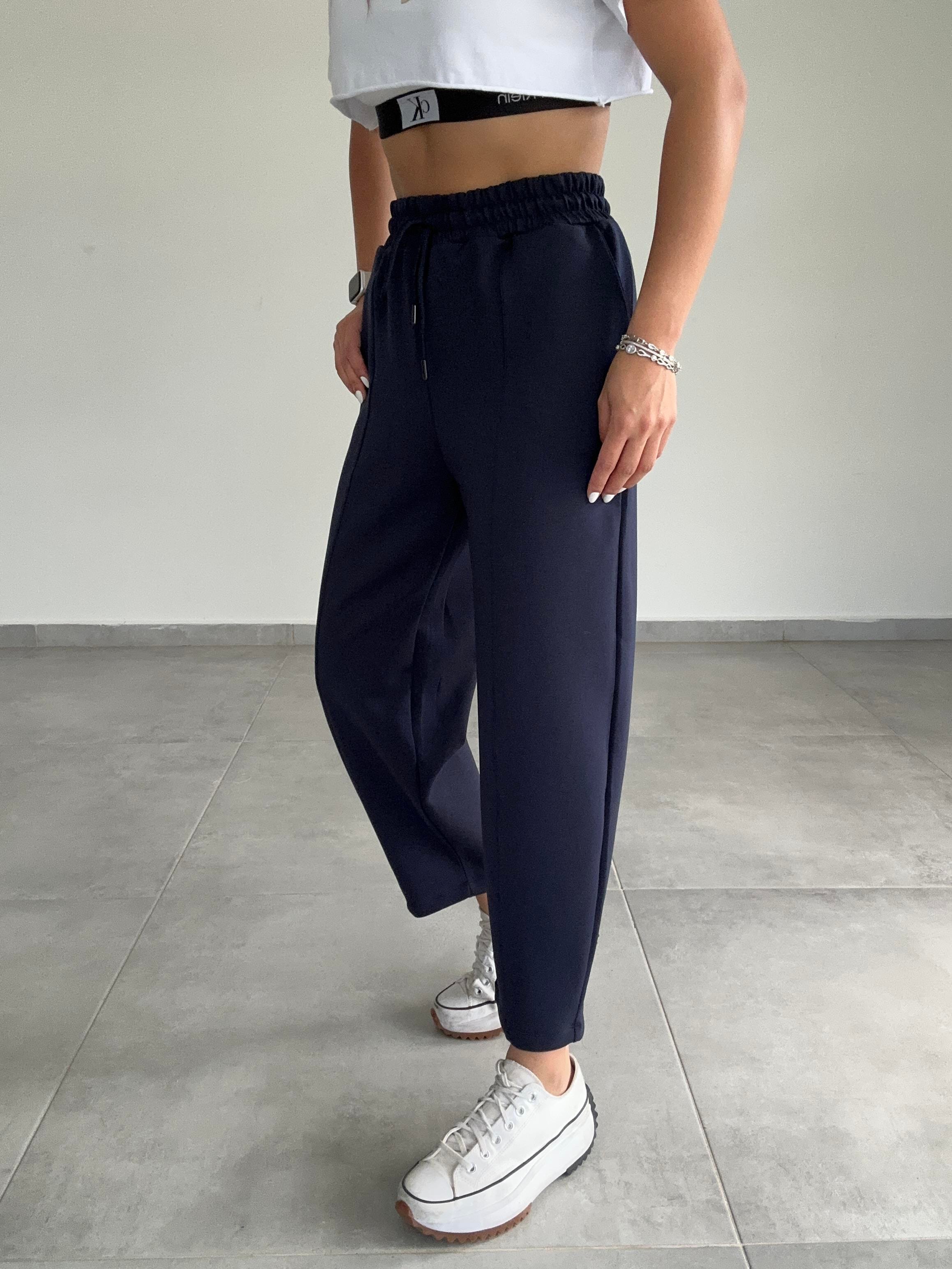 Kalila Lacivert Modal Çimalı Balon Pantolon