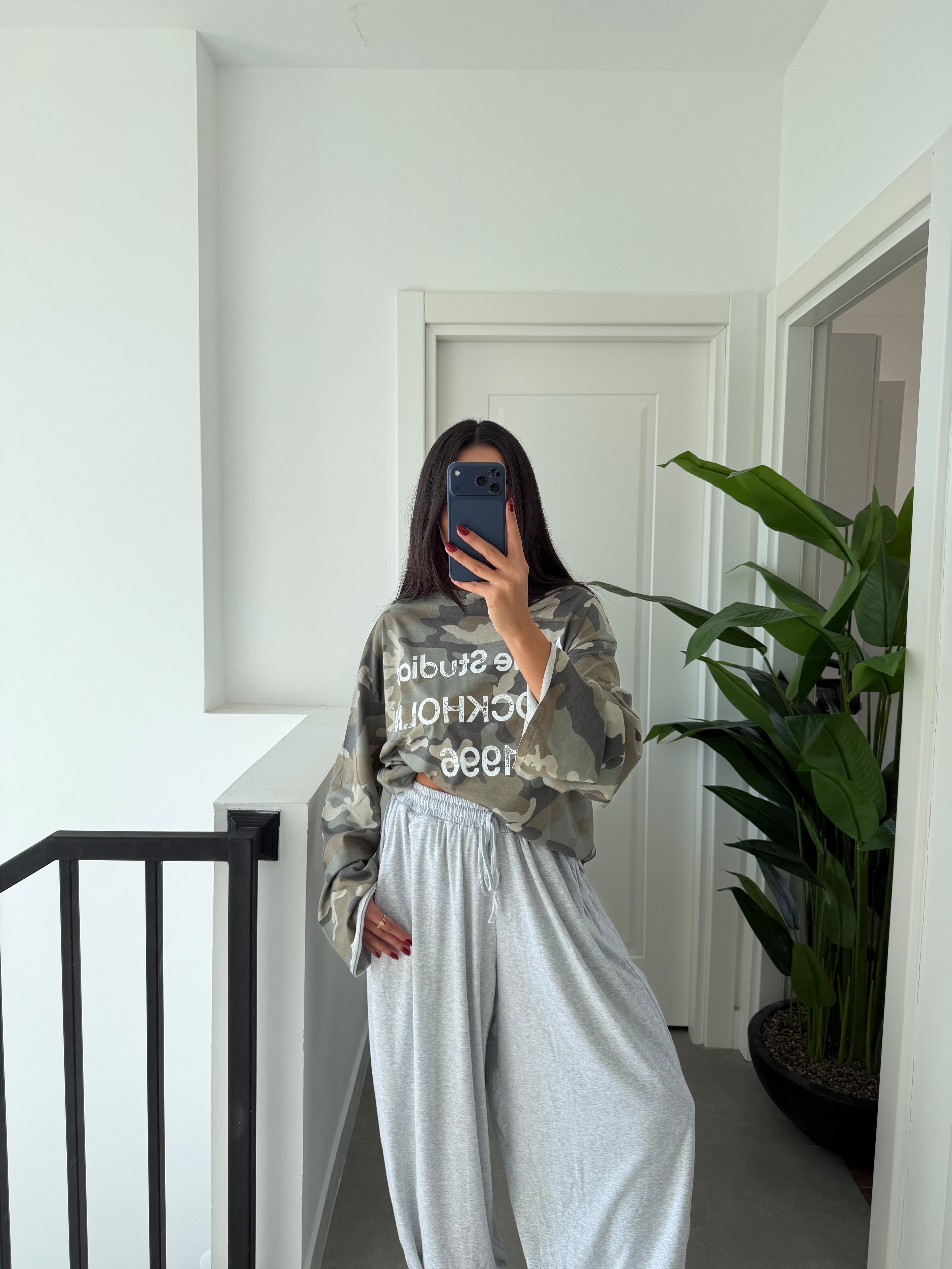 Kamuflaj Kumaş Baskılı Uzun Kollu Basic Tshirt