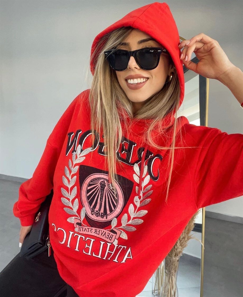Kırmızı Nakışlı Sweat