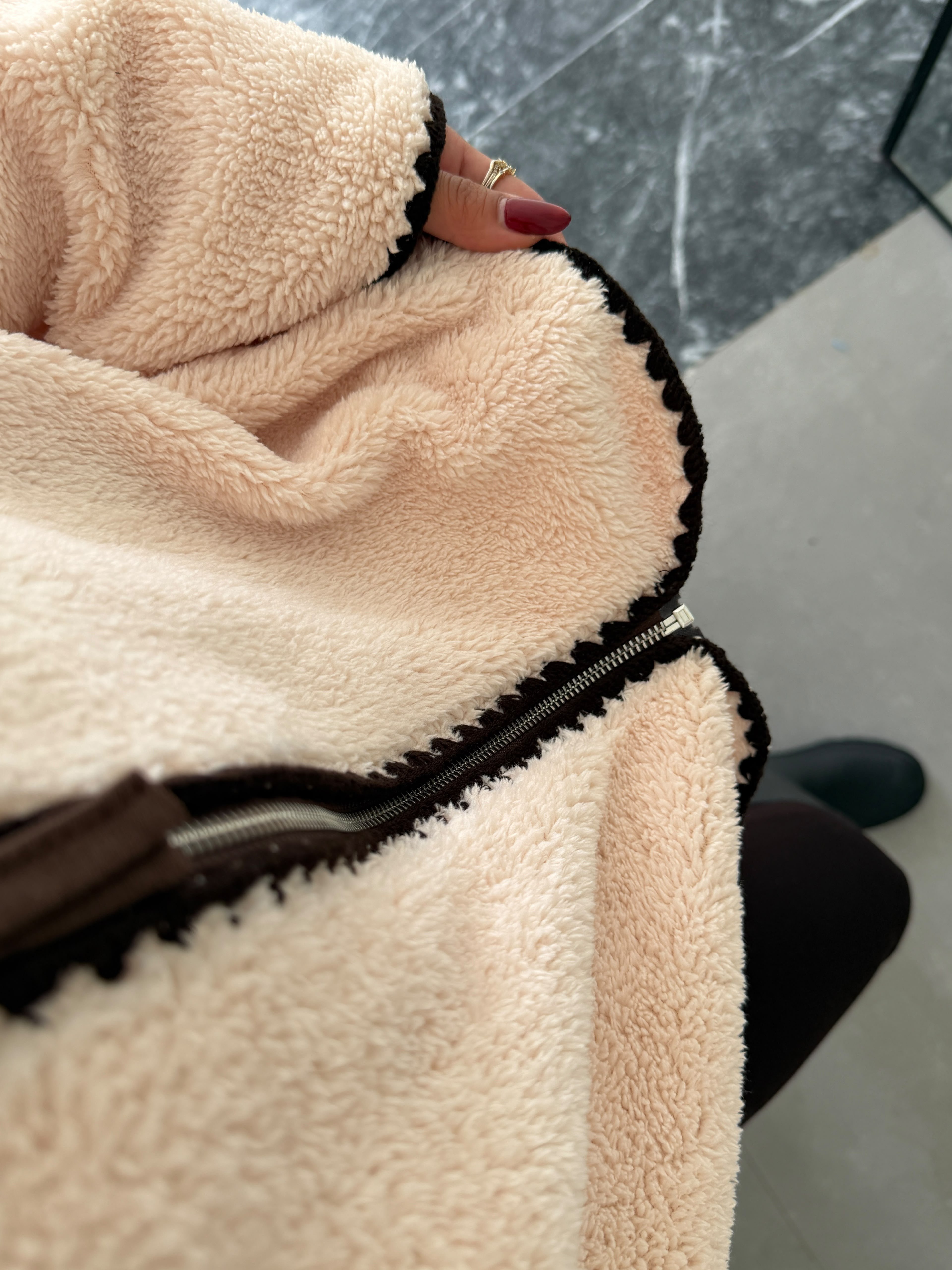 Krem Kahve Çoban Dikiş Polar Sweat