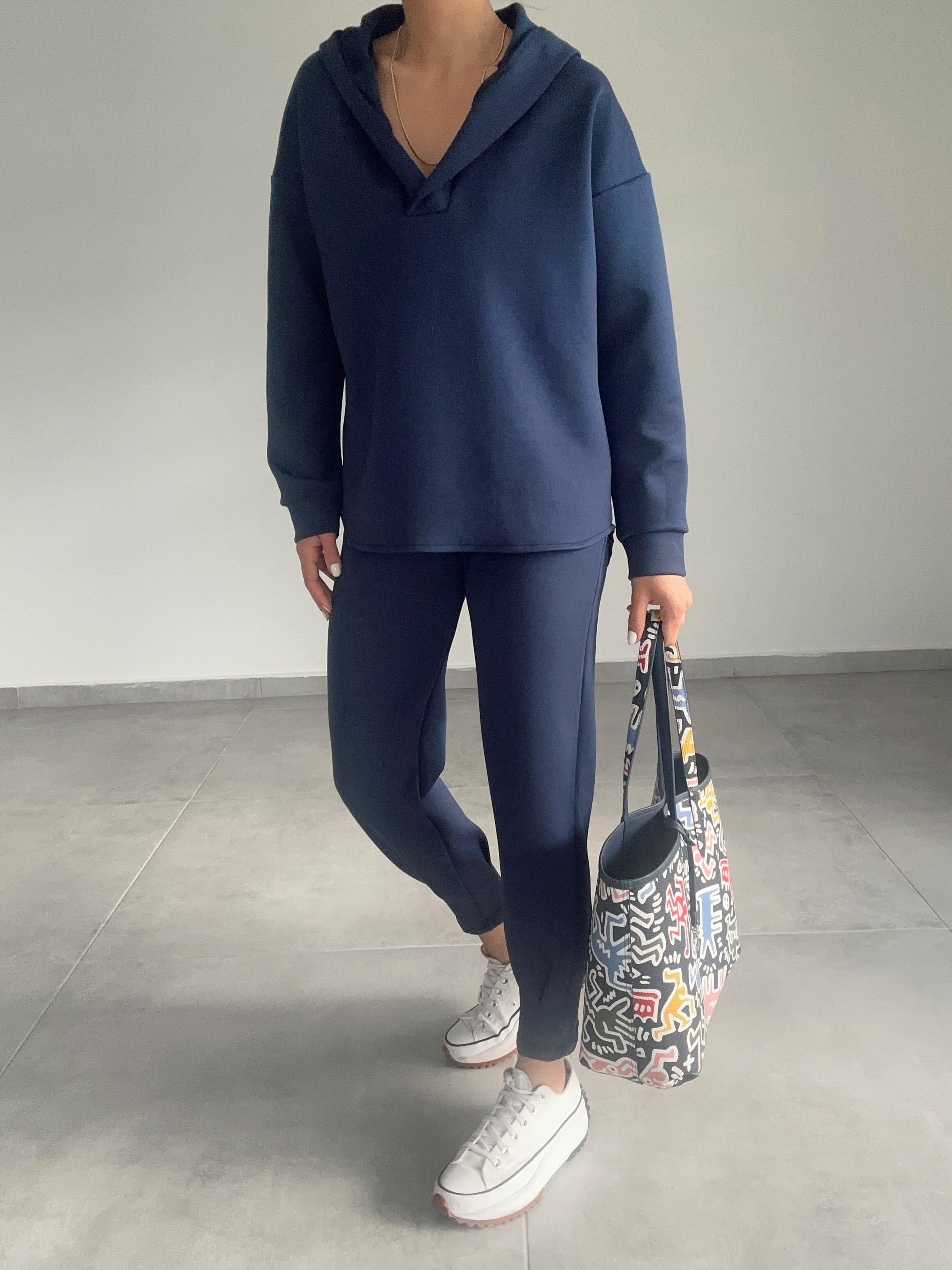 Lacivert Scuba Sweatshirt