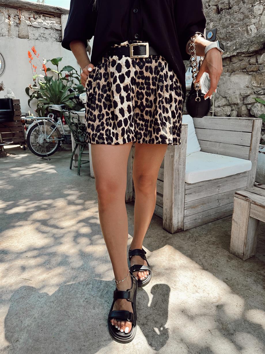 Leopar Desen Şort