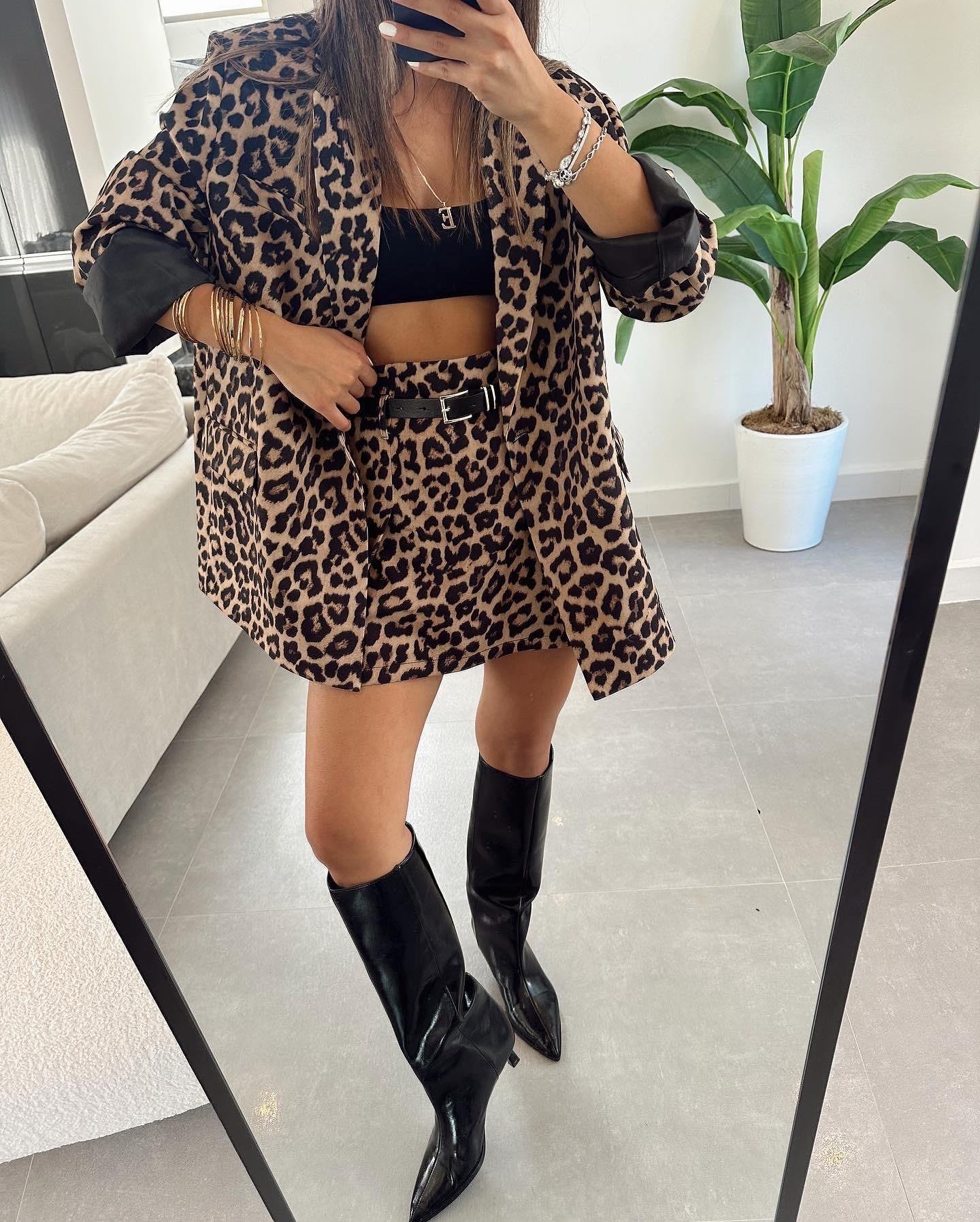 Leopar Kemerli Şort Etek