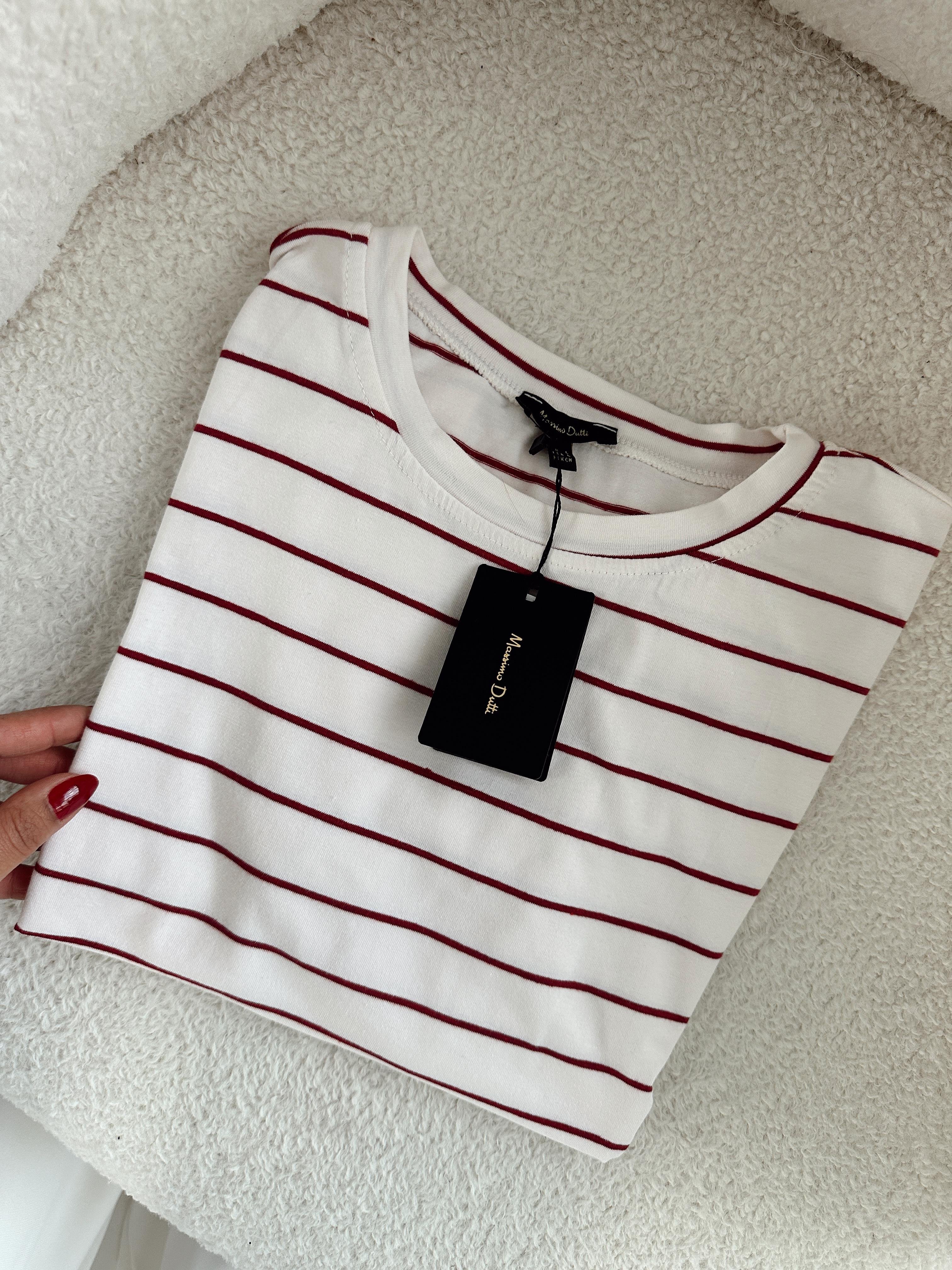 M-D Ekru-Kırmızı Çizgili Basic Tişört