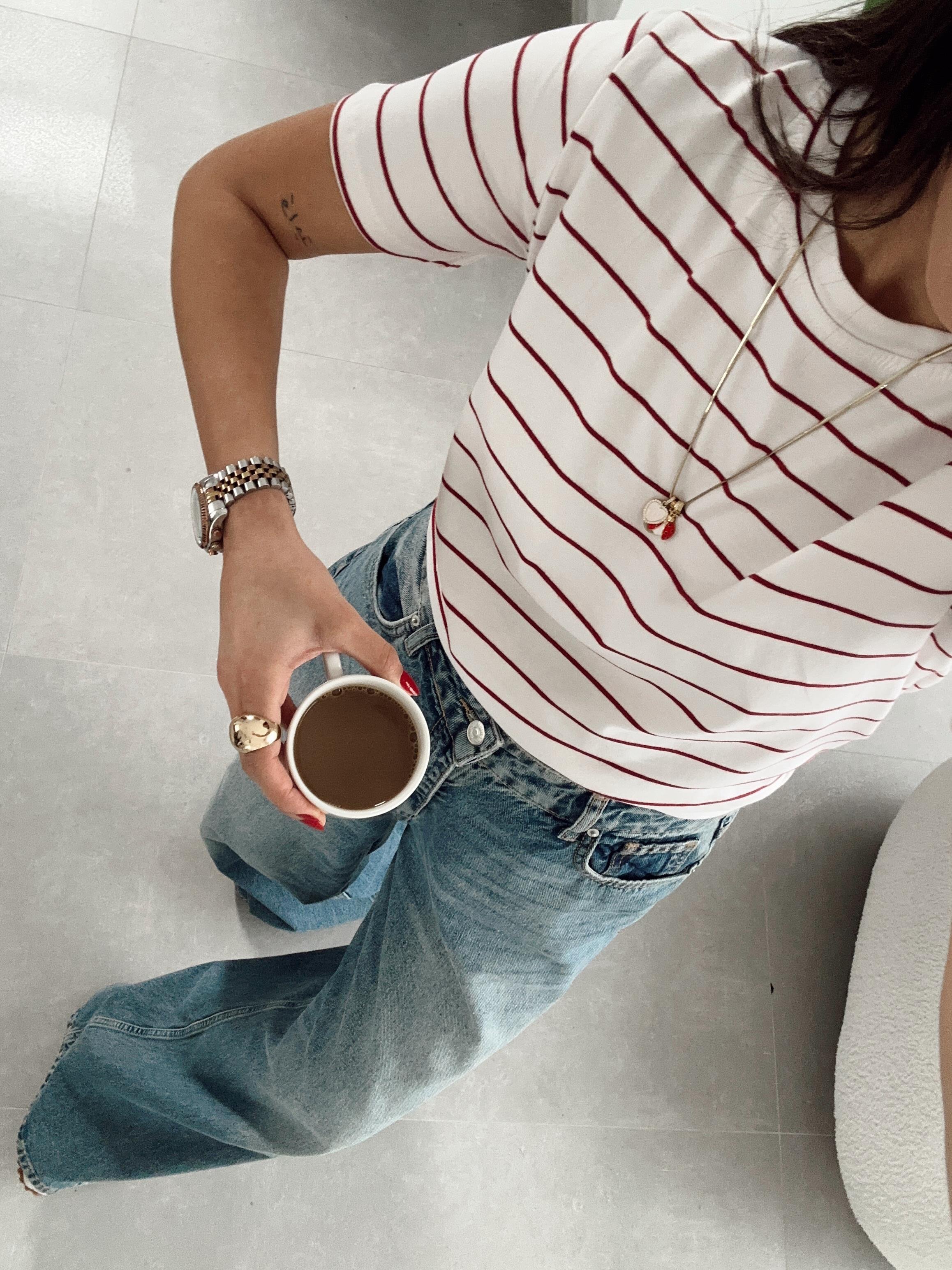 M-D Ekru-Kırmızı Çizgili Basic Tişört