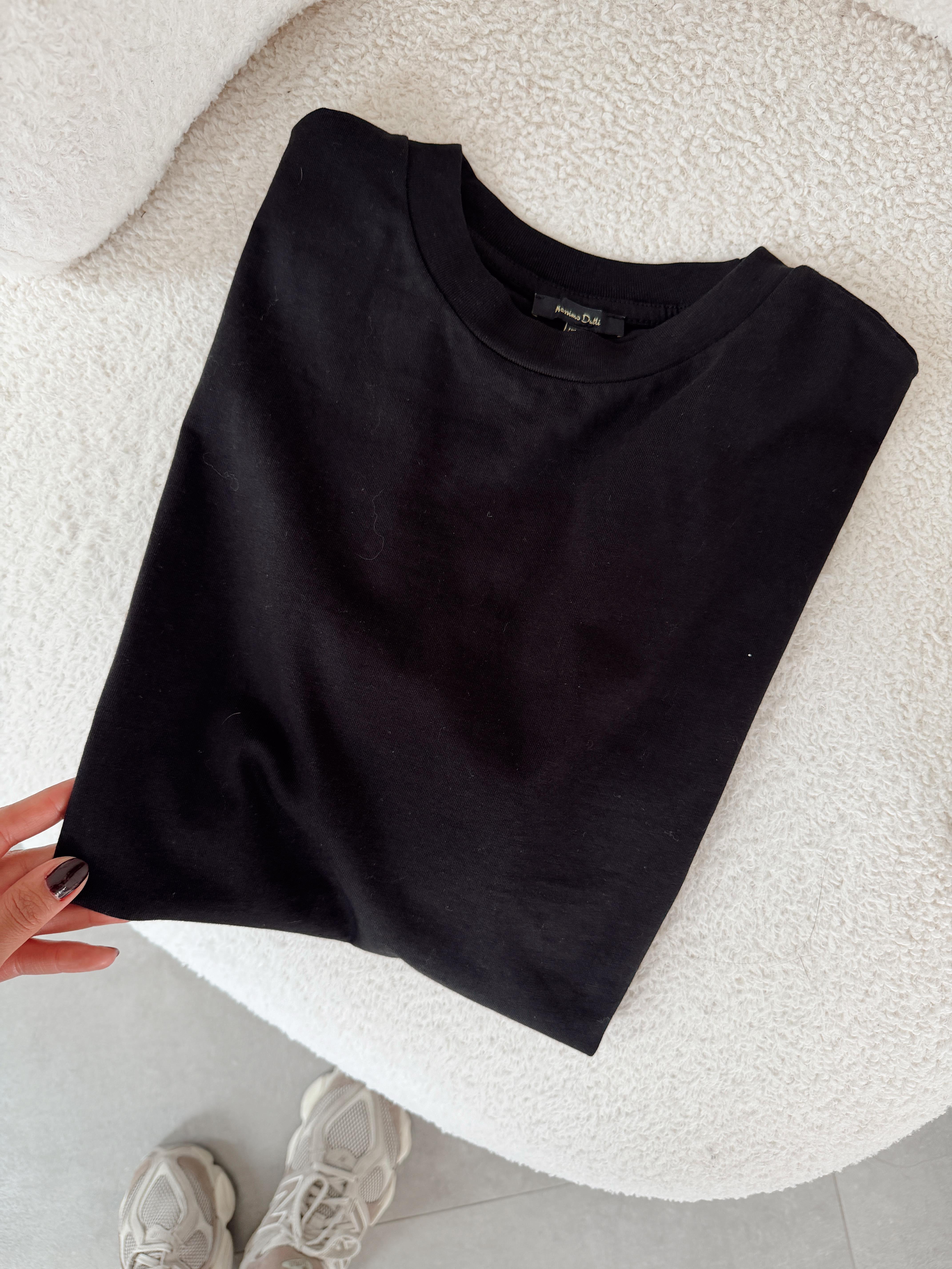M-D Siyah Bisiklet Yaka Oversize Tshirt