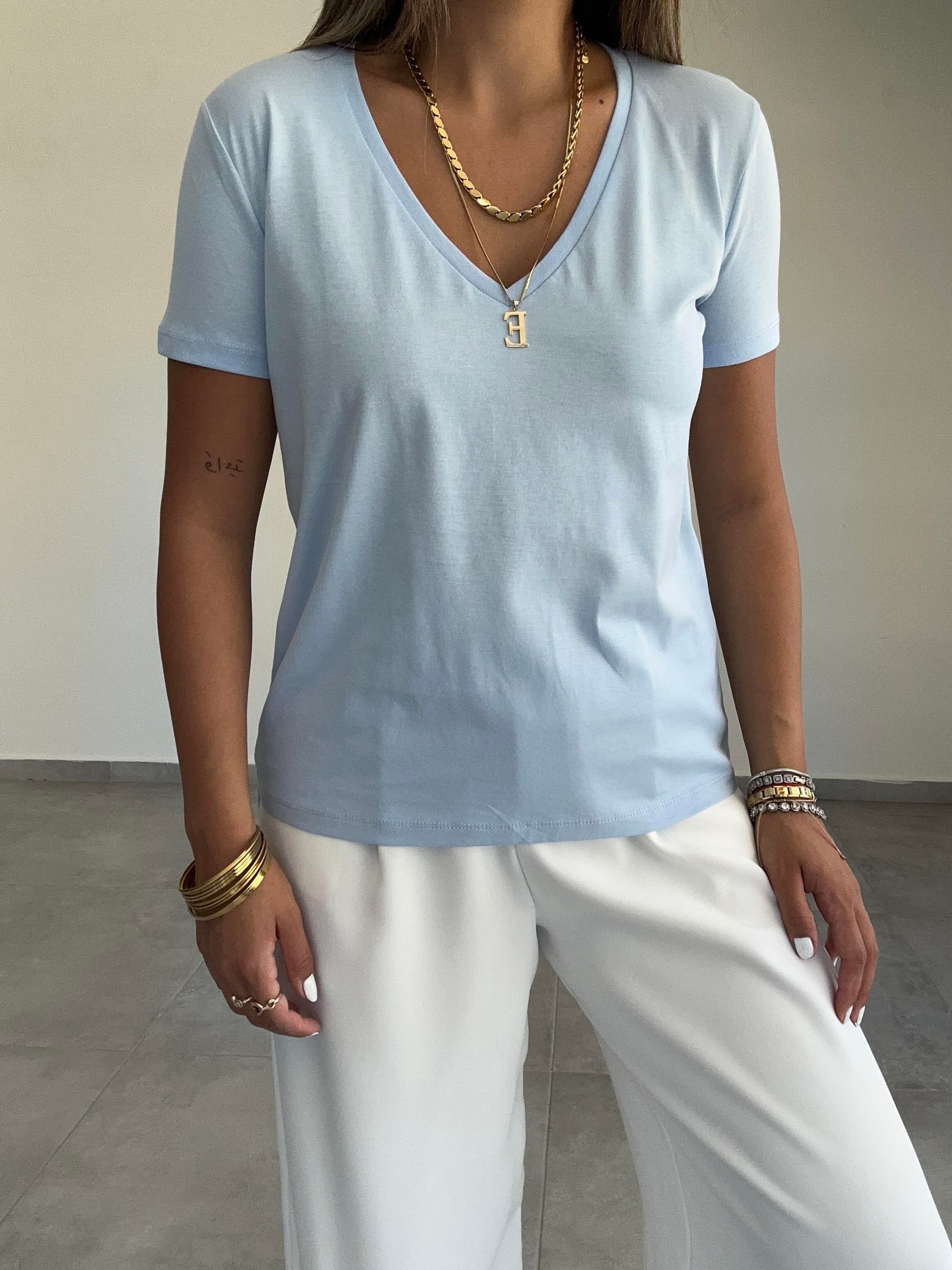 Mavi V Yaka Basic Tişört