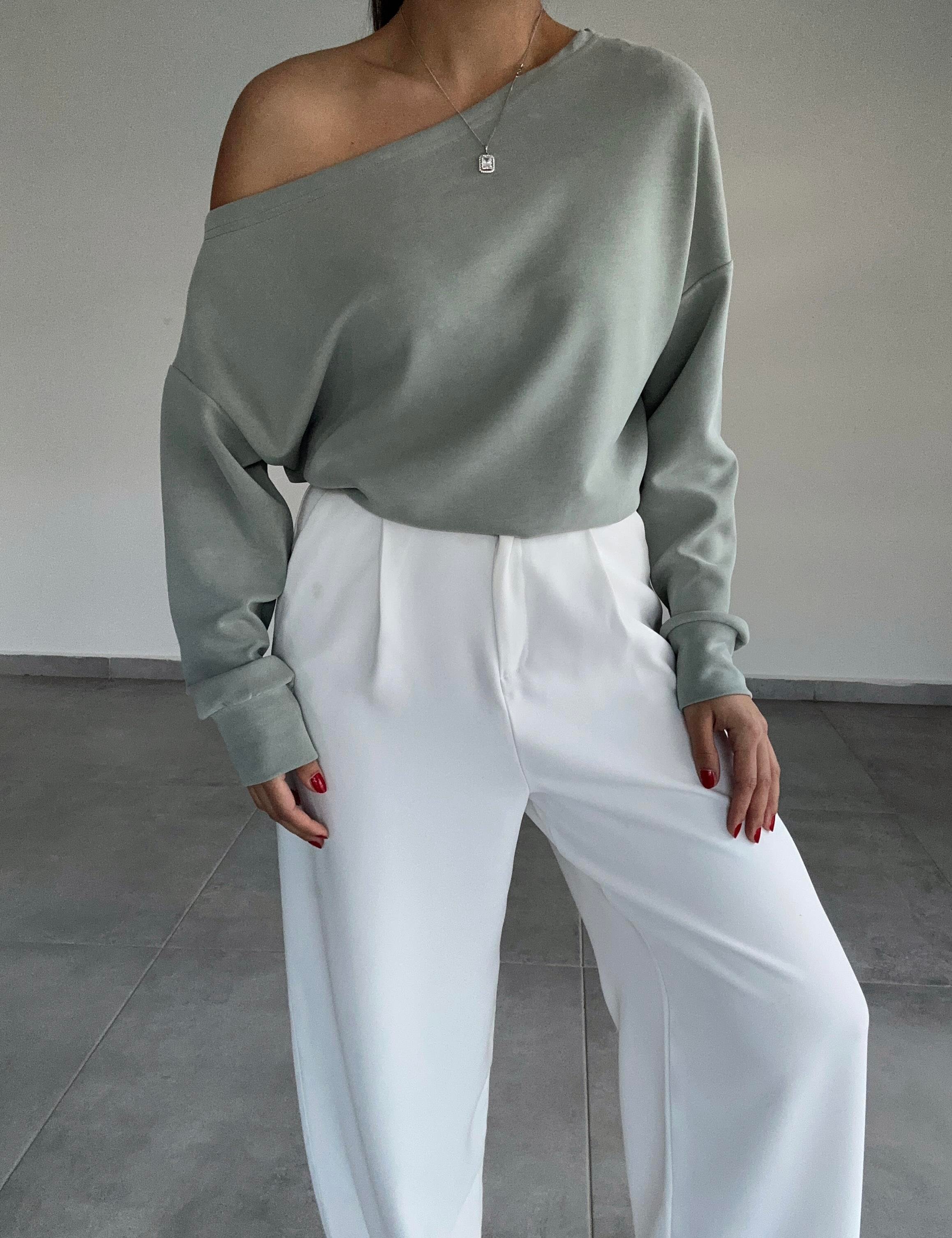 Mint Yeşili Kayık Yaka Modal Bluz