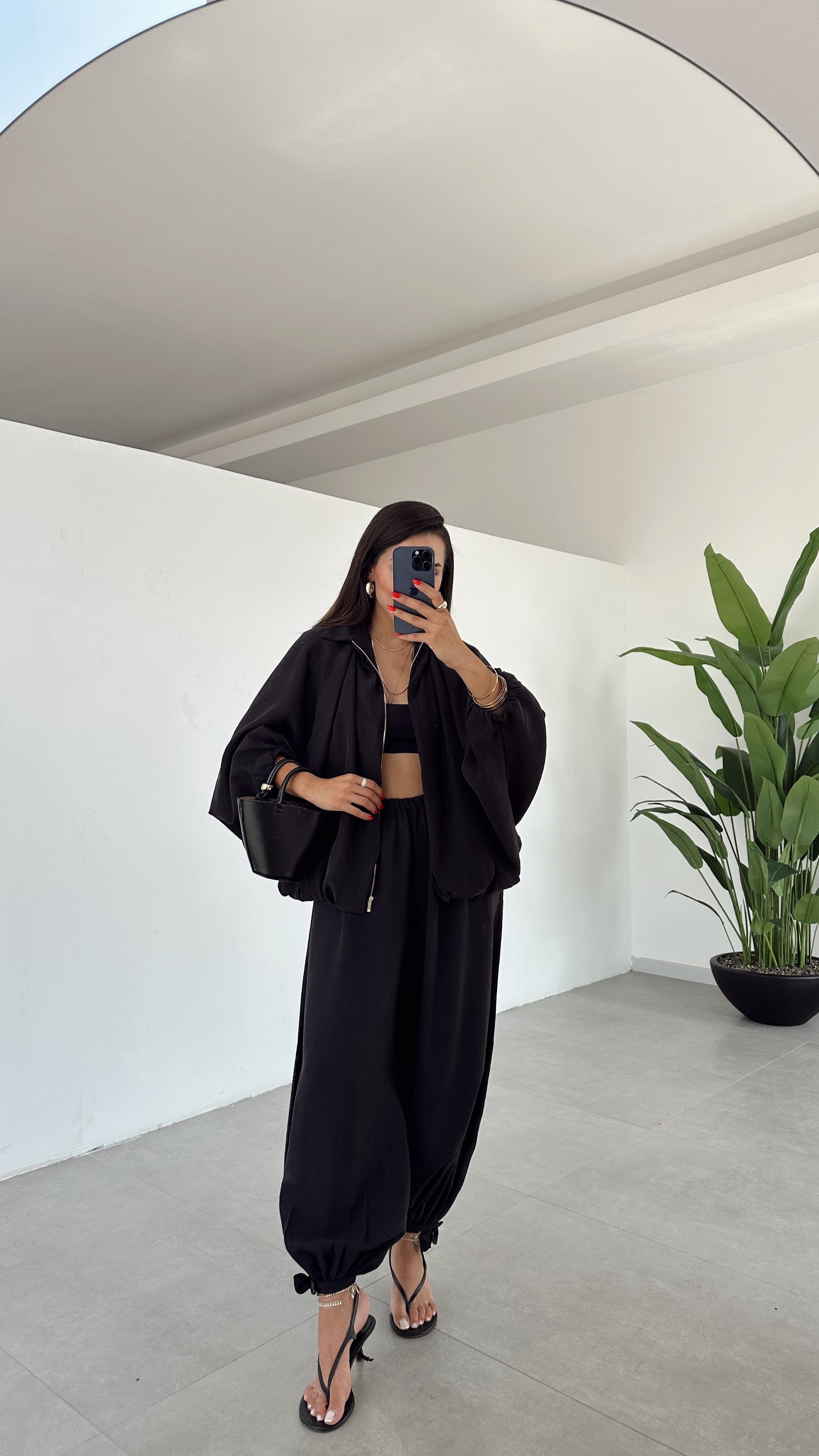 Miya Siyah Fermuarlı Ceket