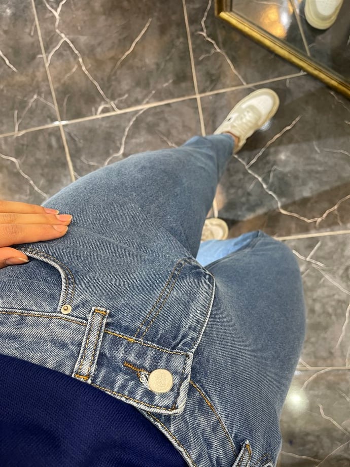 Mom Jean