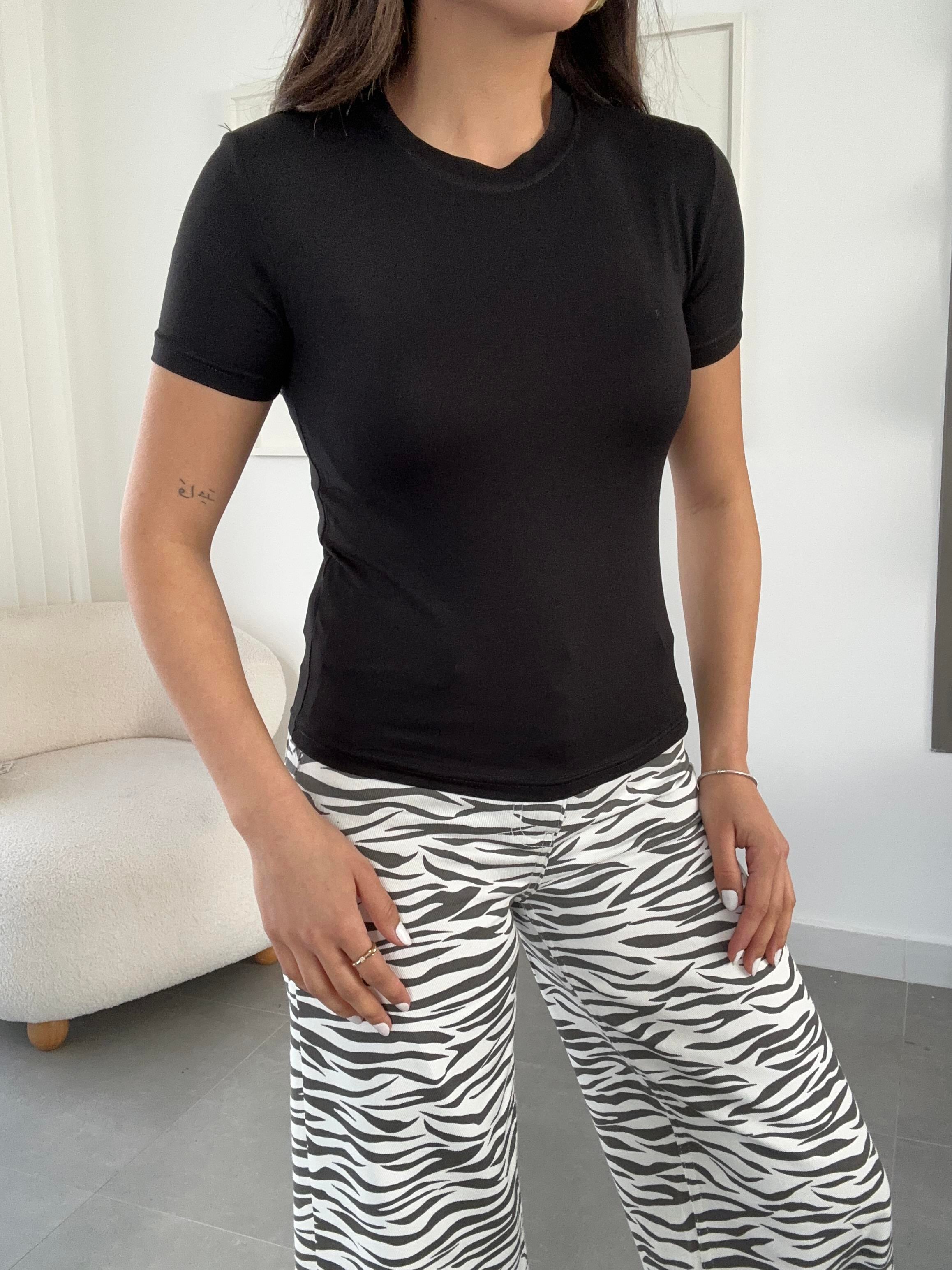 Oys Siyah Yarım Kol Basic Tshirt