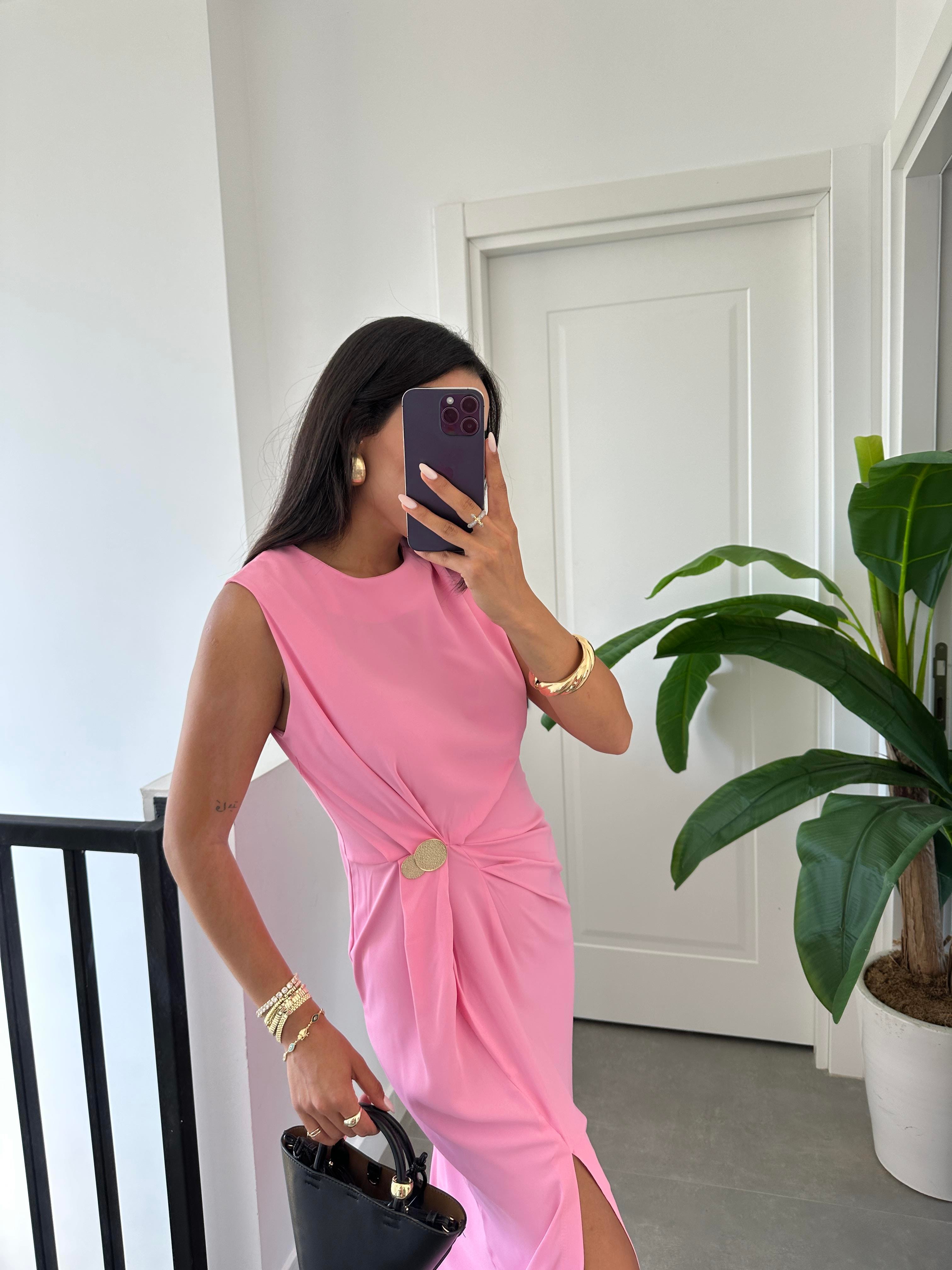 Pembe Belden Düğmeli Elbise