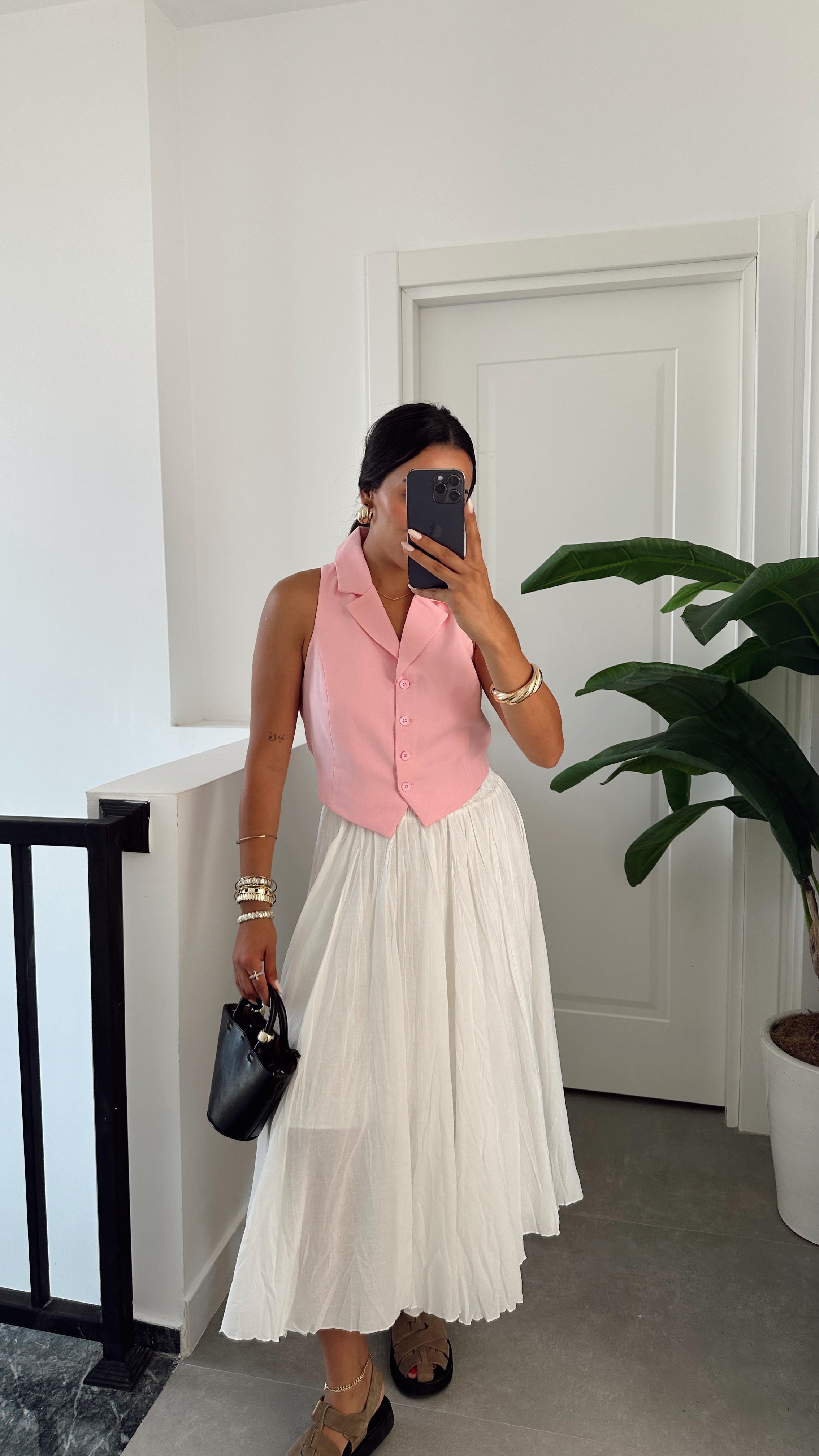 Pembe Düğmeli Dokuma Yelek