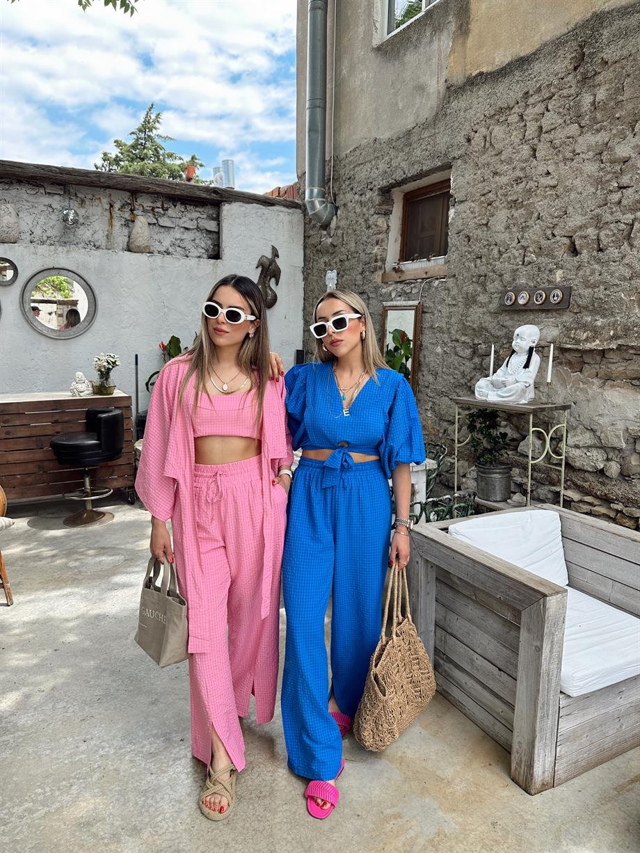 Pembe Pitikare Üçlü Takım