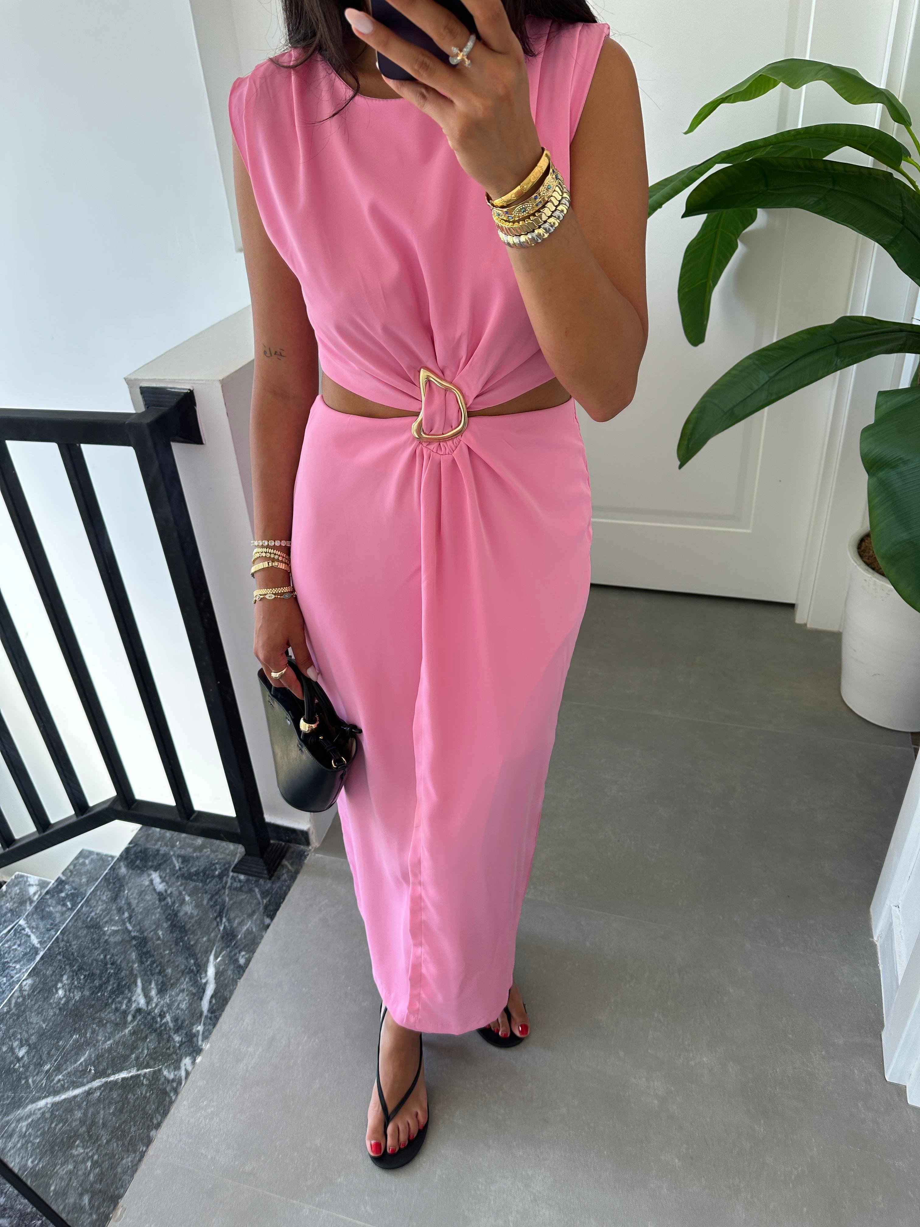 Pembe Tokalı Elbise