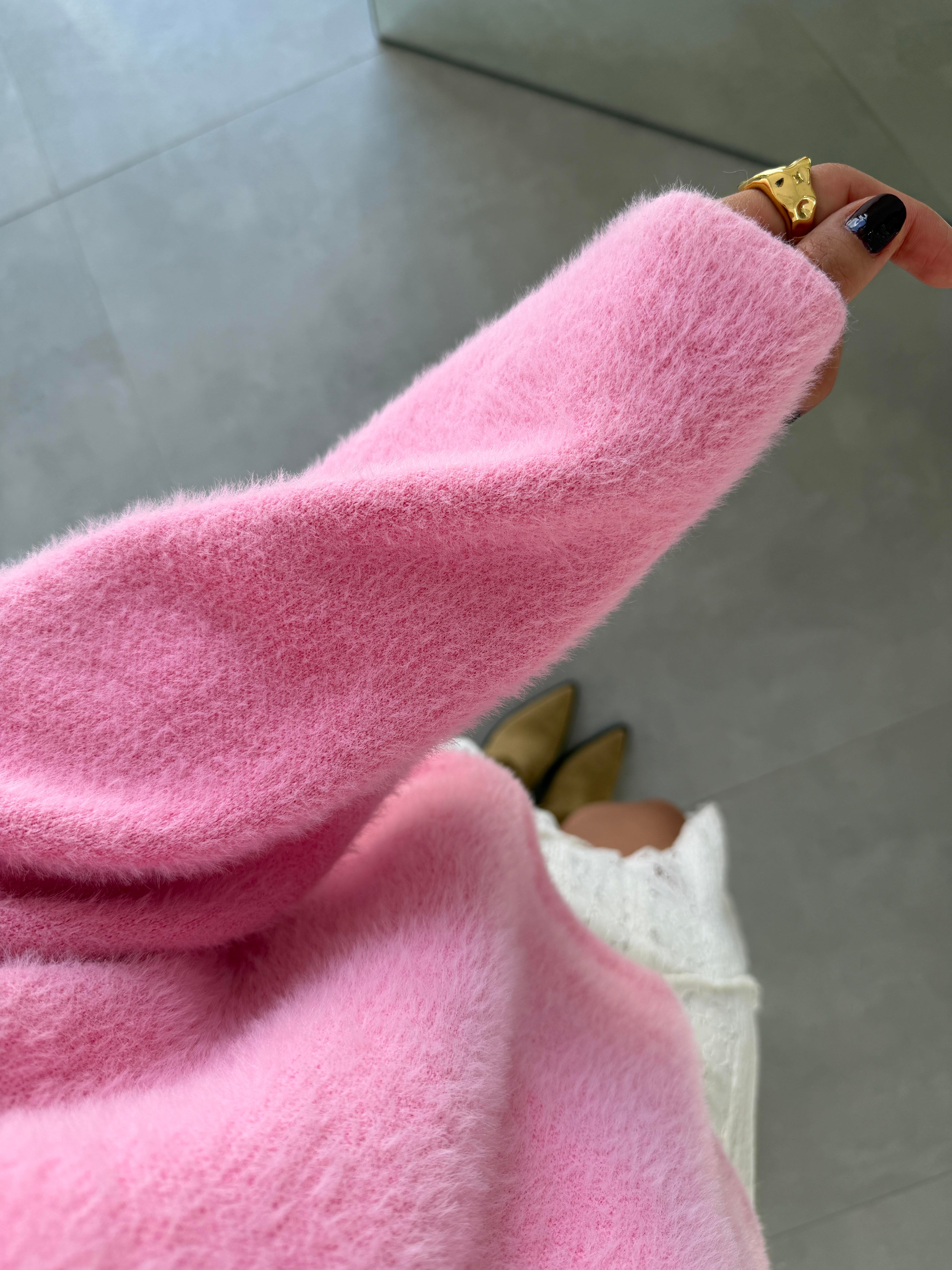 Pembe Yumoş Bol Kol Kazak