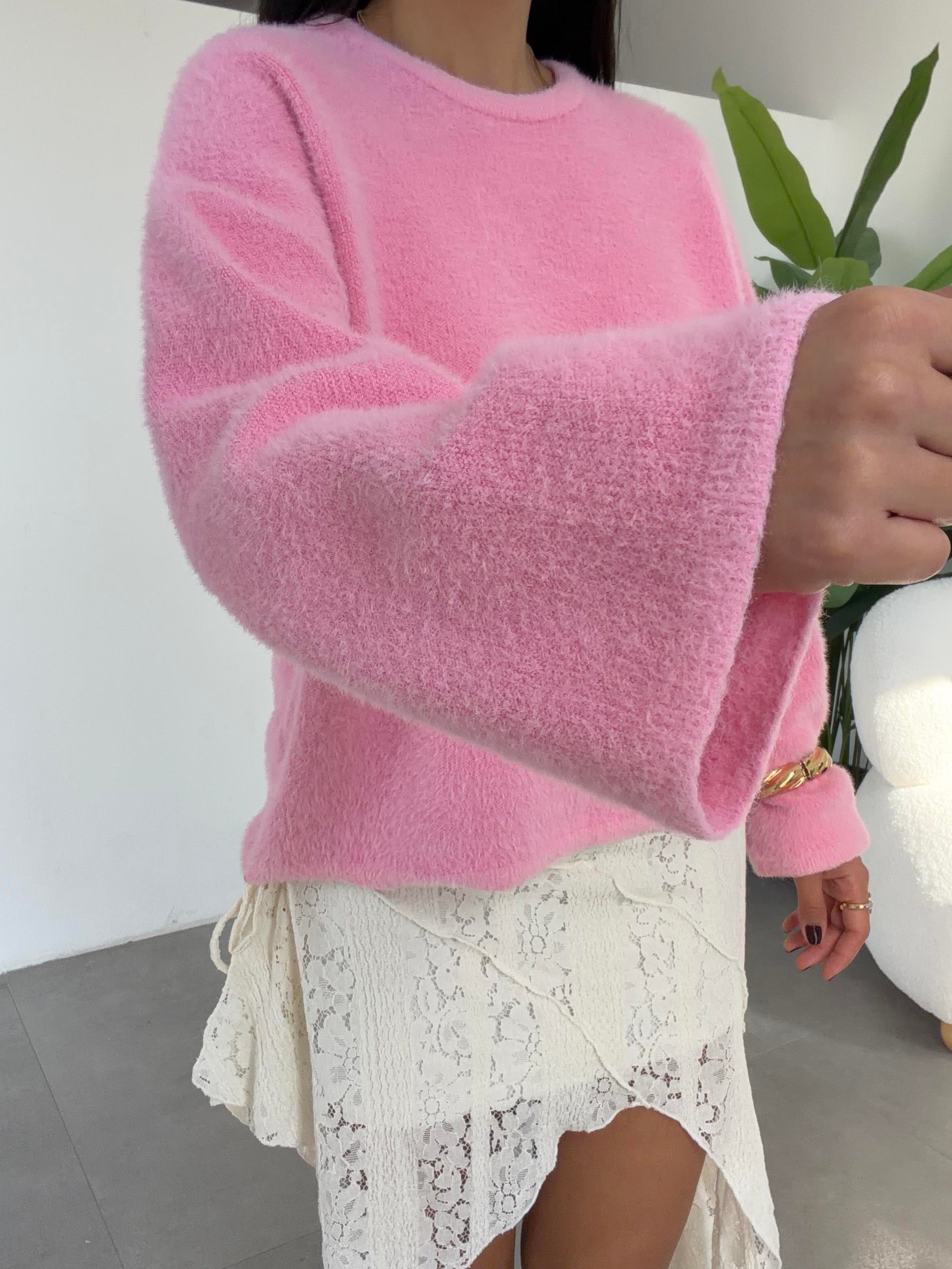 Pembe Yumoş Bol Kol Kazak