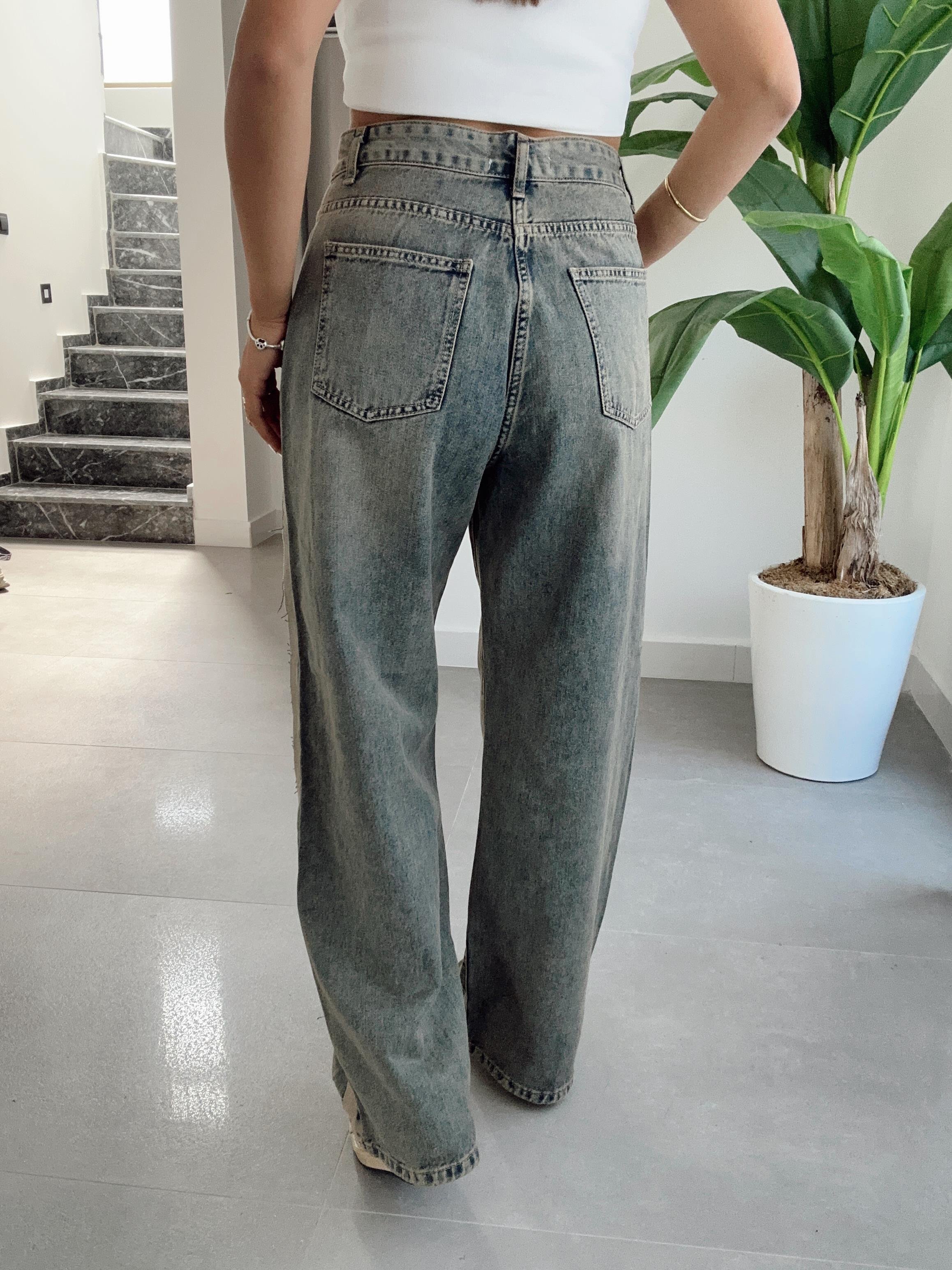 Perge Yırtık Detaylı Füme Jean Pantolon