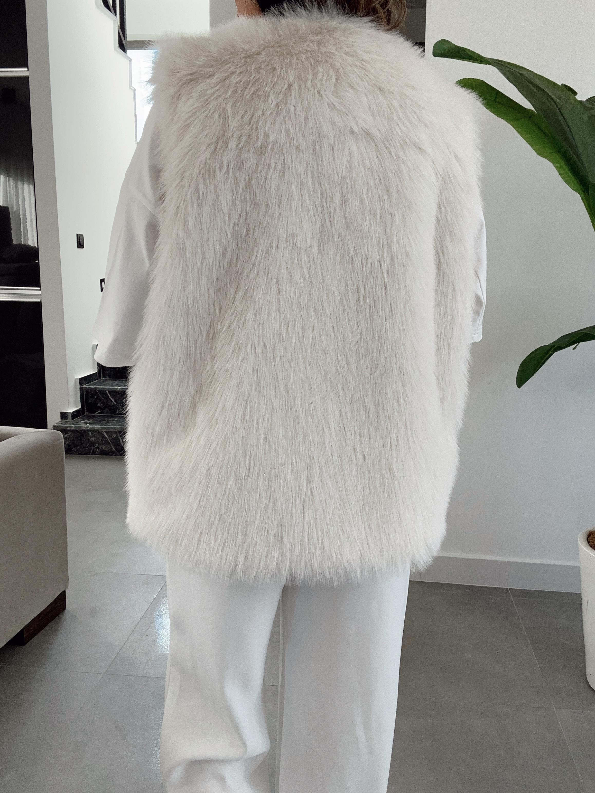 Plush Bej Kürk Yelek