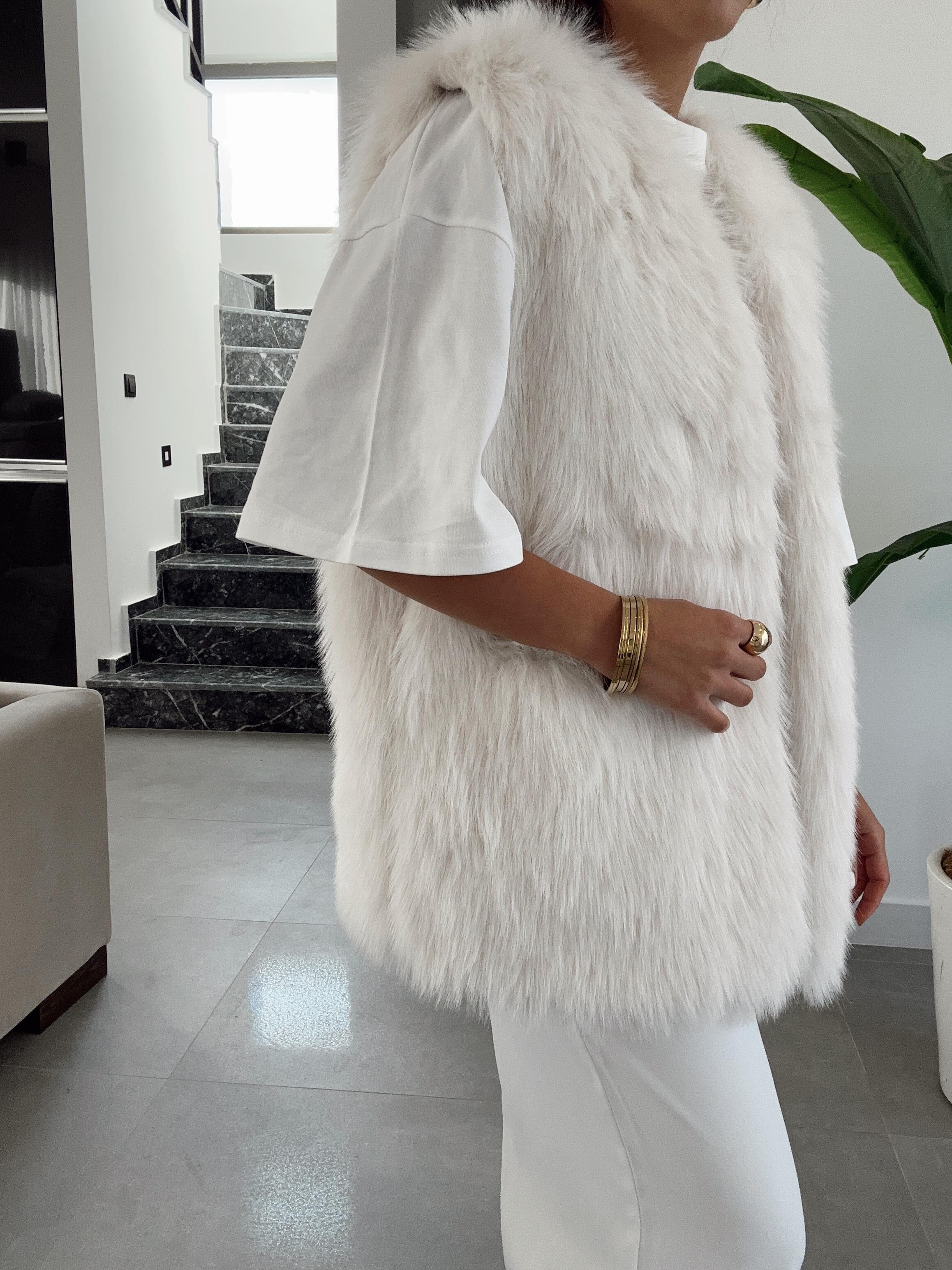 Plush Bej Kürk Yelek