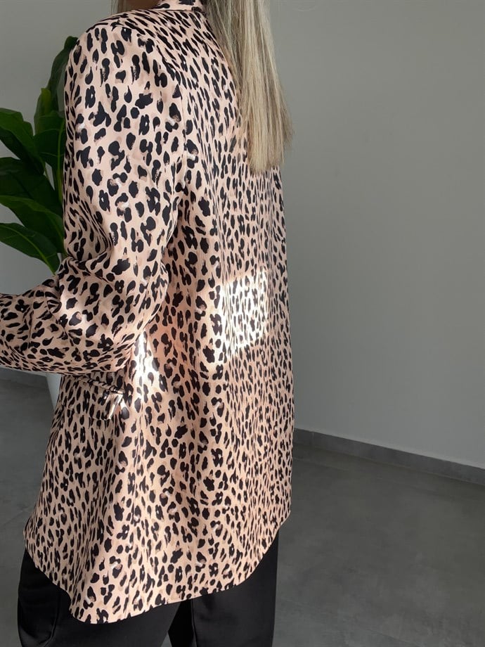Şal Yaka Leopar Ceket