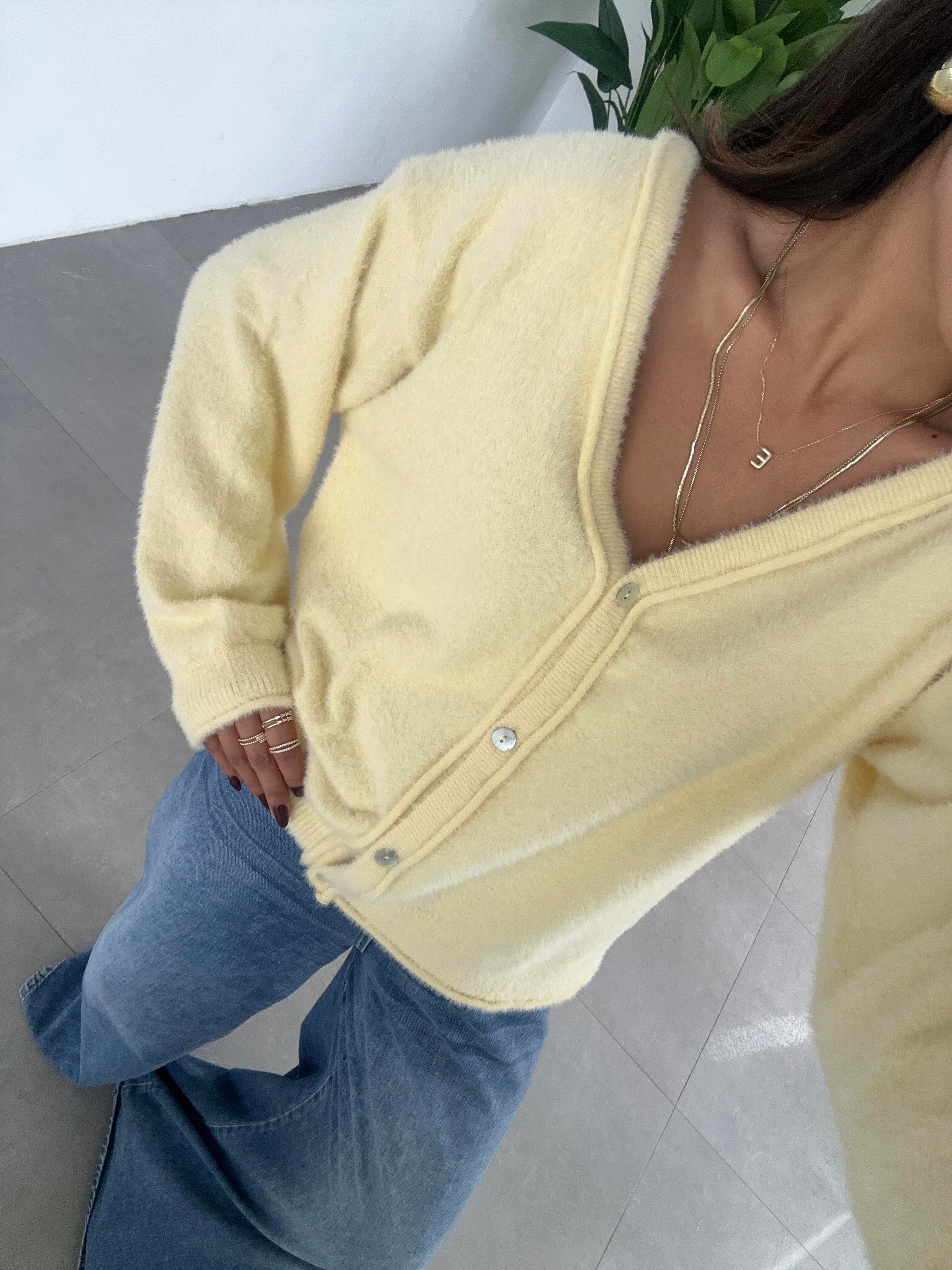 Sarı 4 Düğmeli Hırka