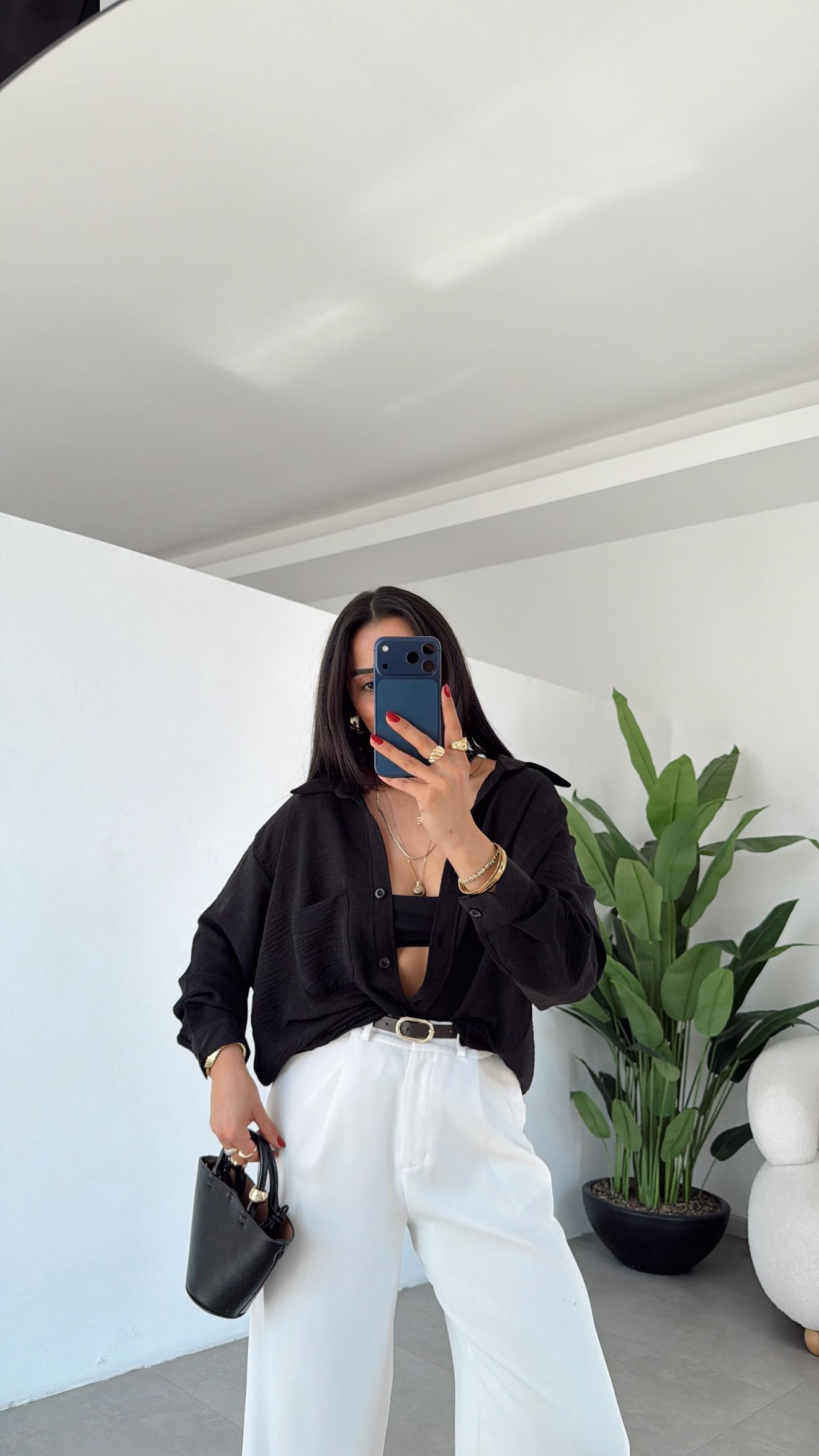 Siyah Ayrobin Cepli Oversize Gömlek