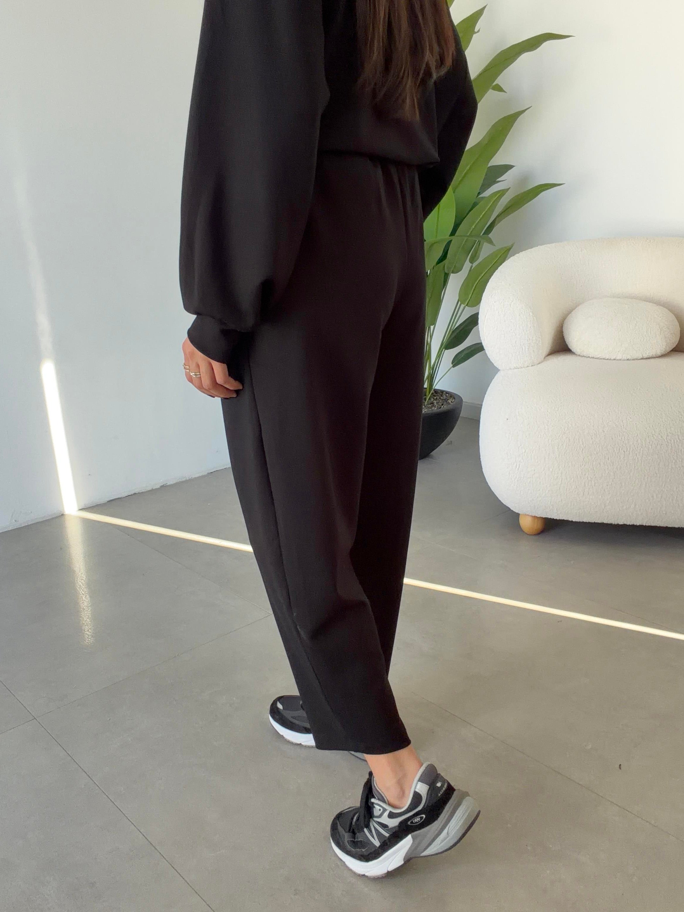 Siyah Bluz Pantolon Takım