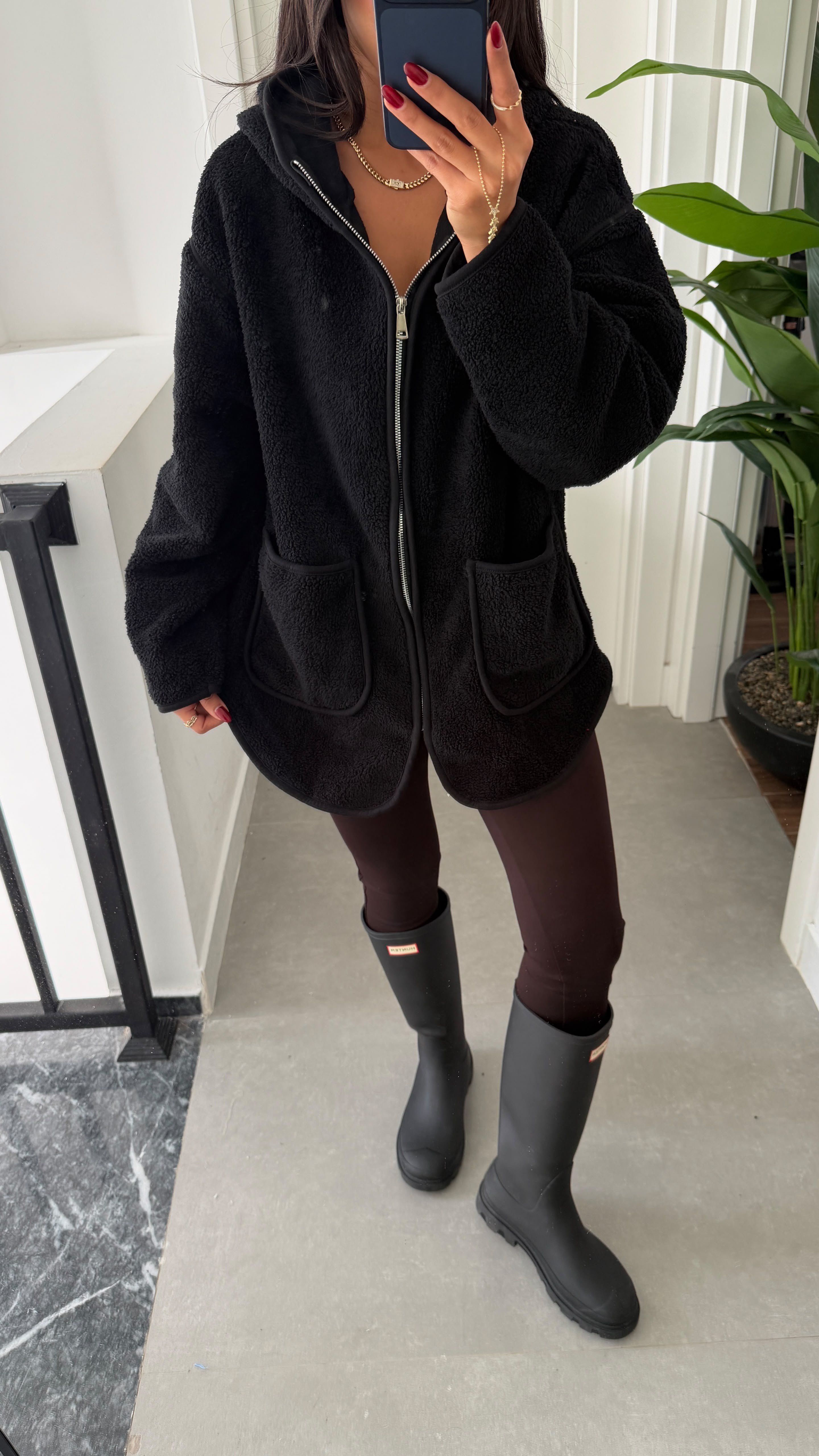 Siyah Cepli Kapüşonlu Polar Sweat
