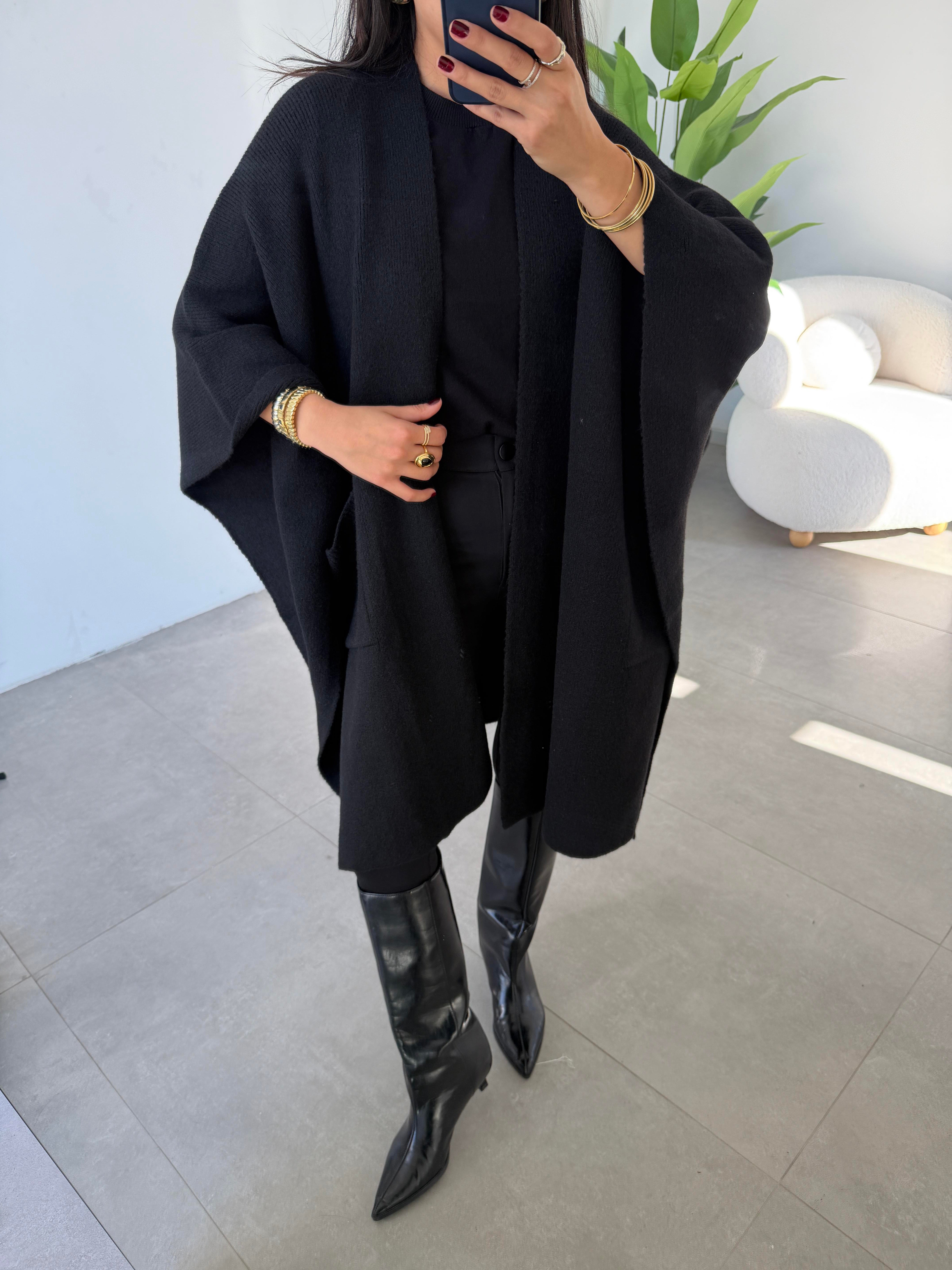 Siyah Cepli Triko Panço