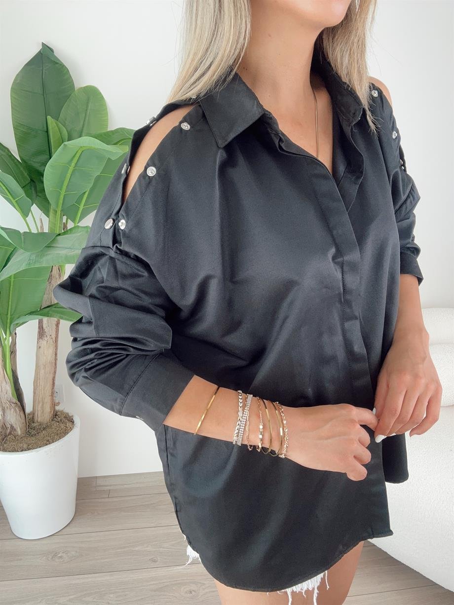 Siyah Çıtçıtlı Gömlek