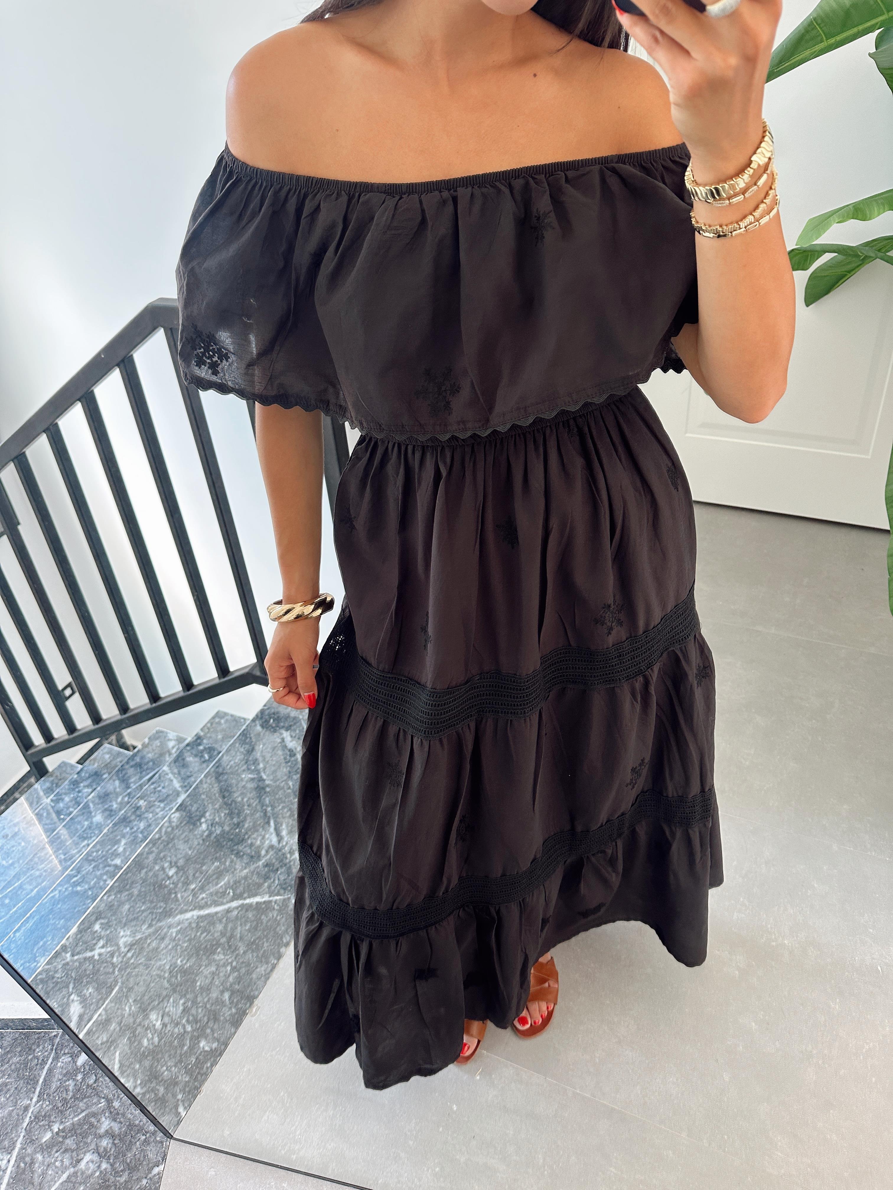 Siyah Dantelli Elbise