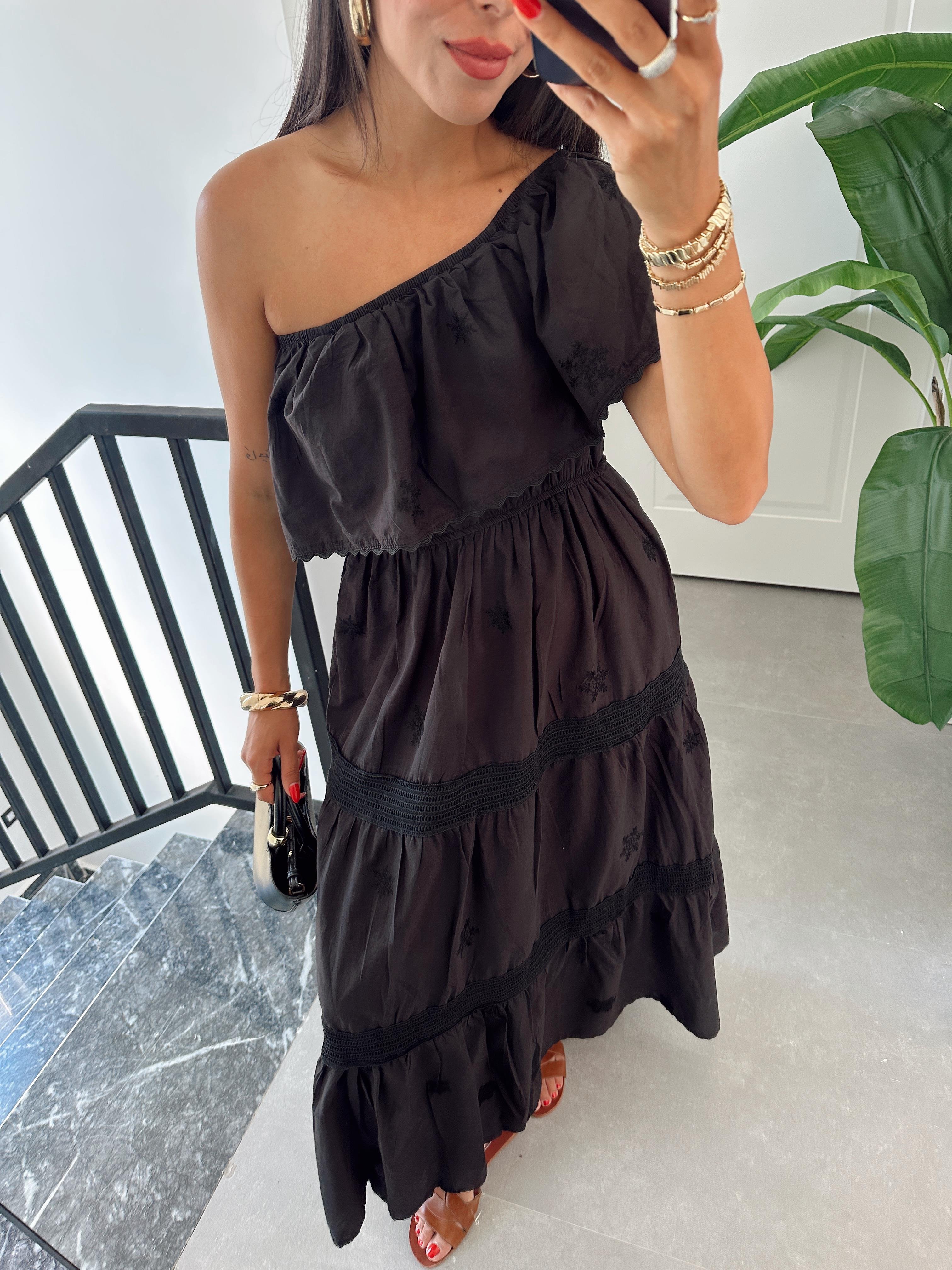 Siyah Dantelli Elbise