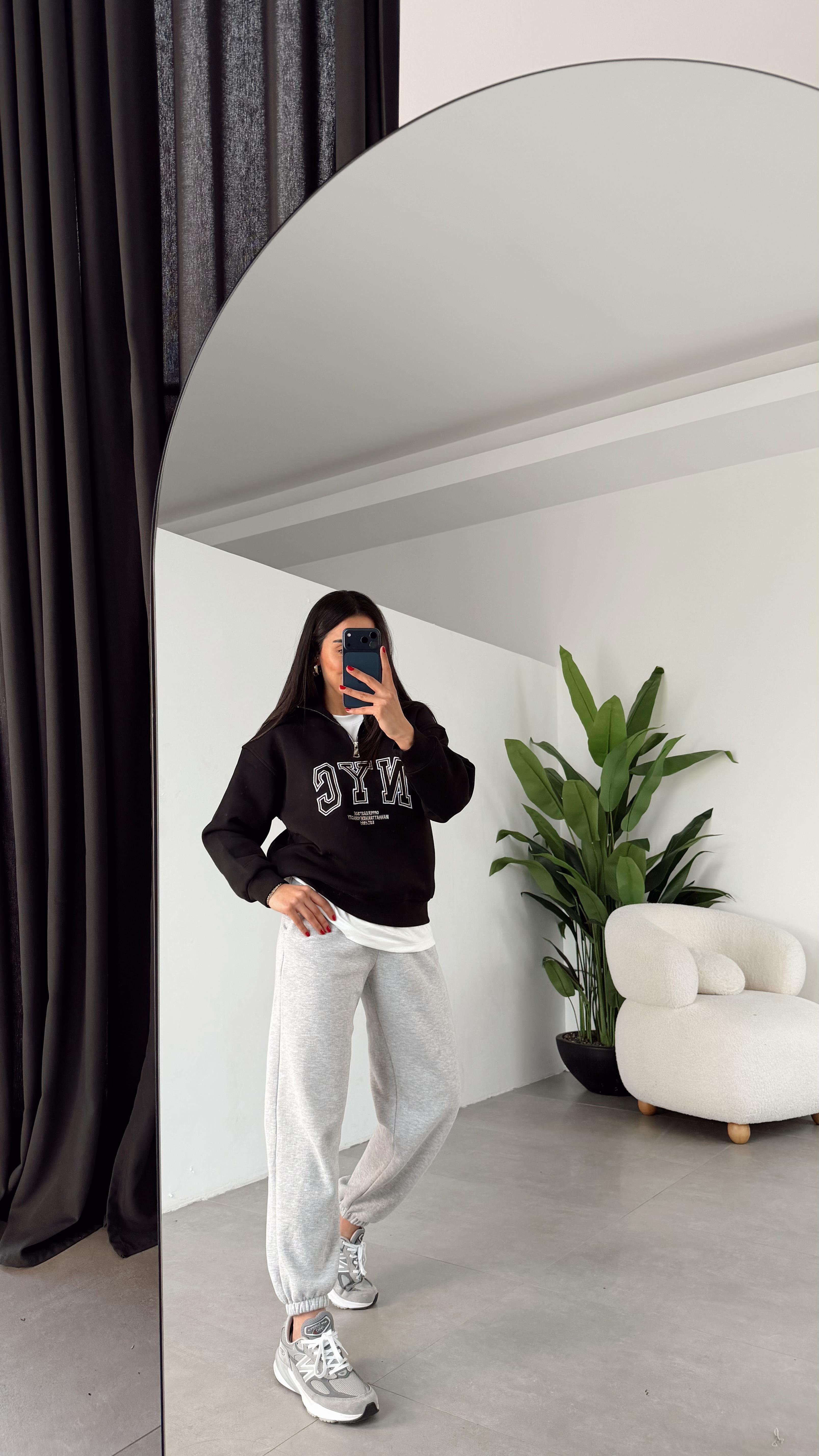 Siyah Fermuarlı Sweat