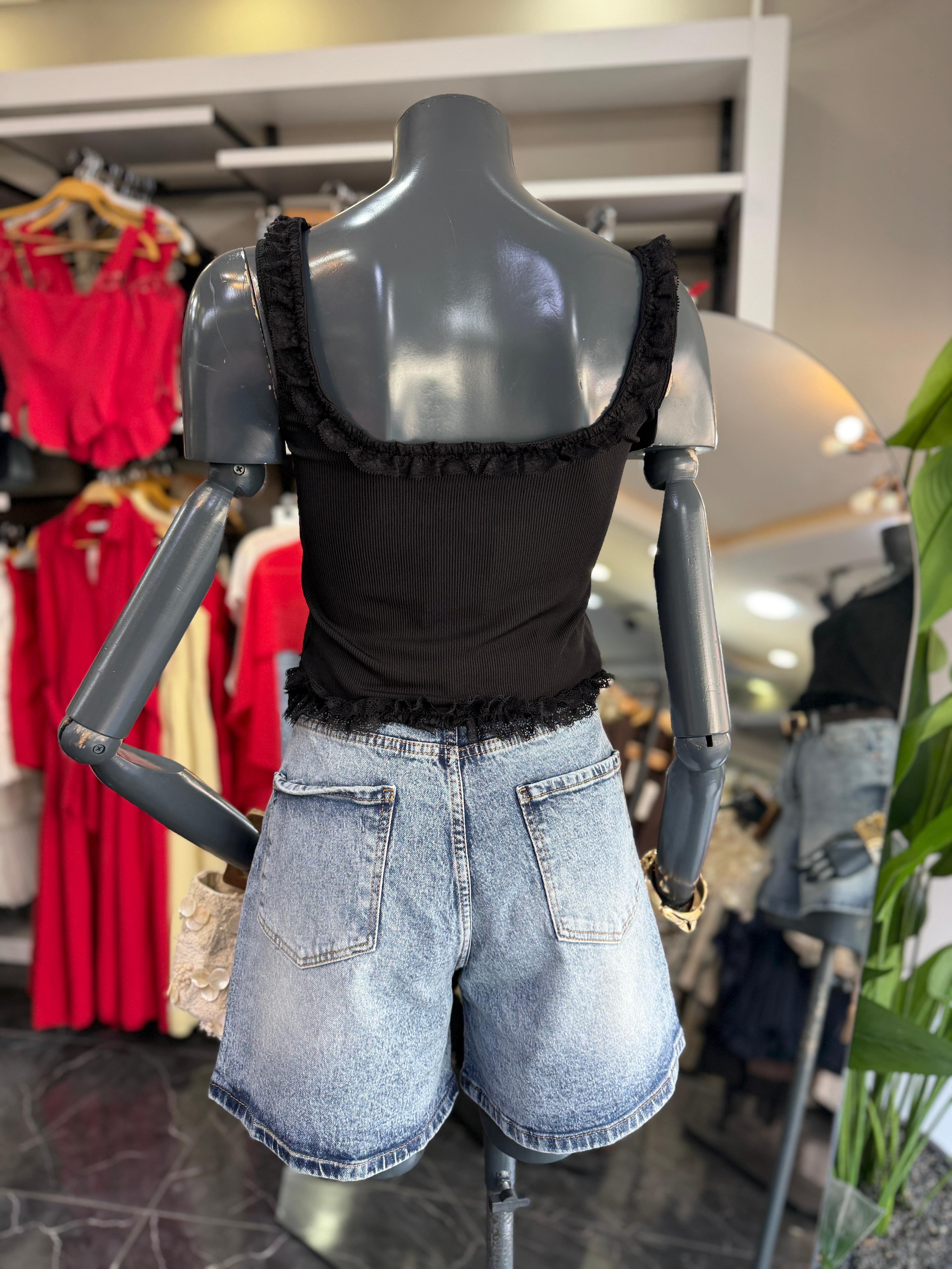 Siyah Fırfır Detaylı Fitilli Bluz