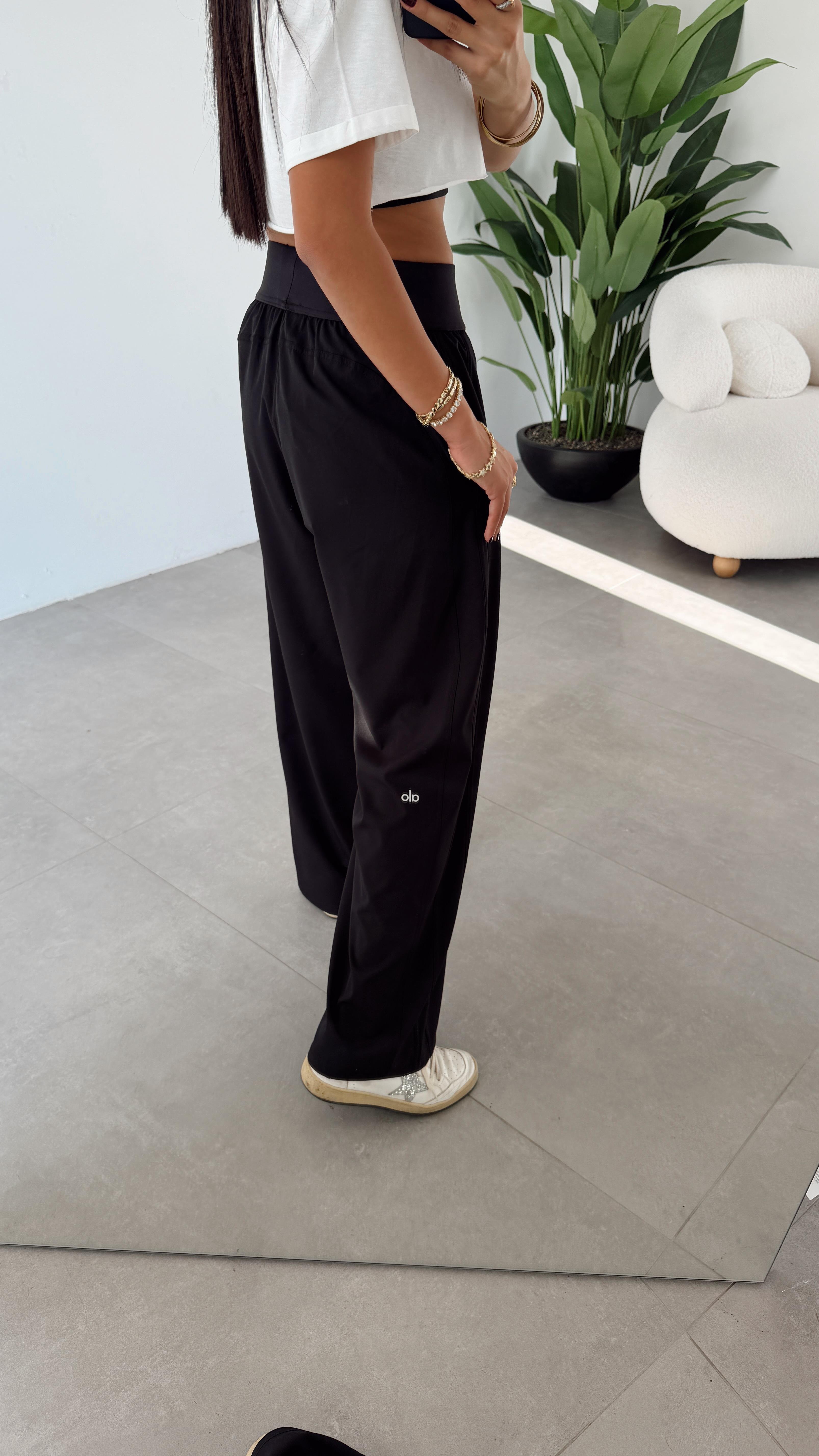 Siyah Kalın Kemer Pantolon