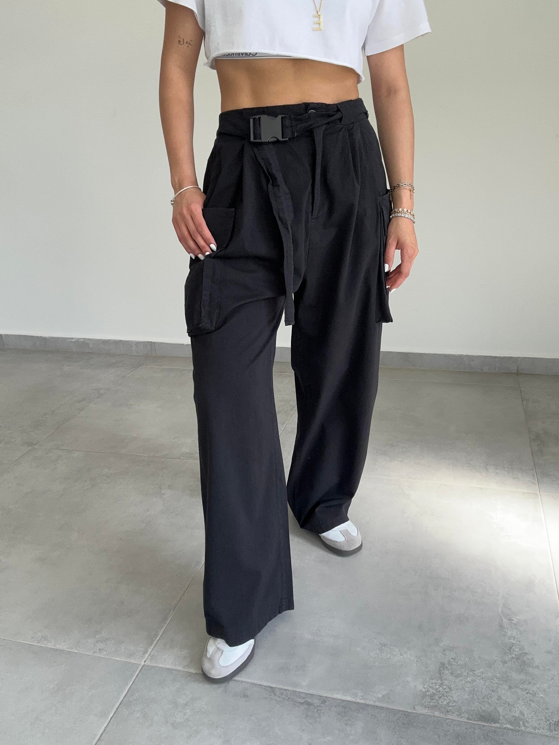 Siyah Kemerli Kargo Pantolon