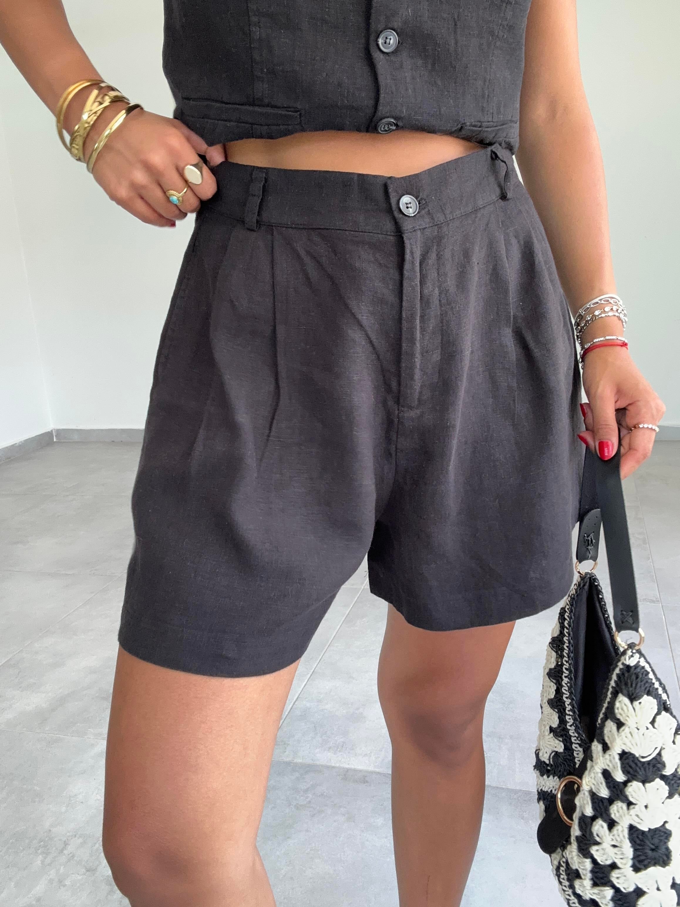 Siyah Keten Şort