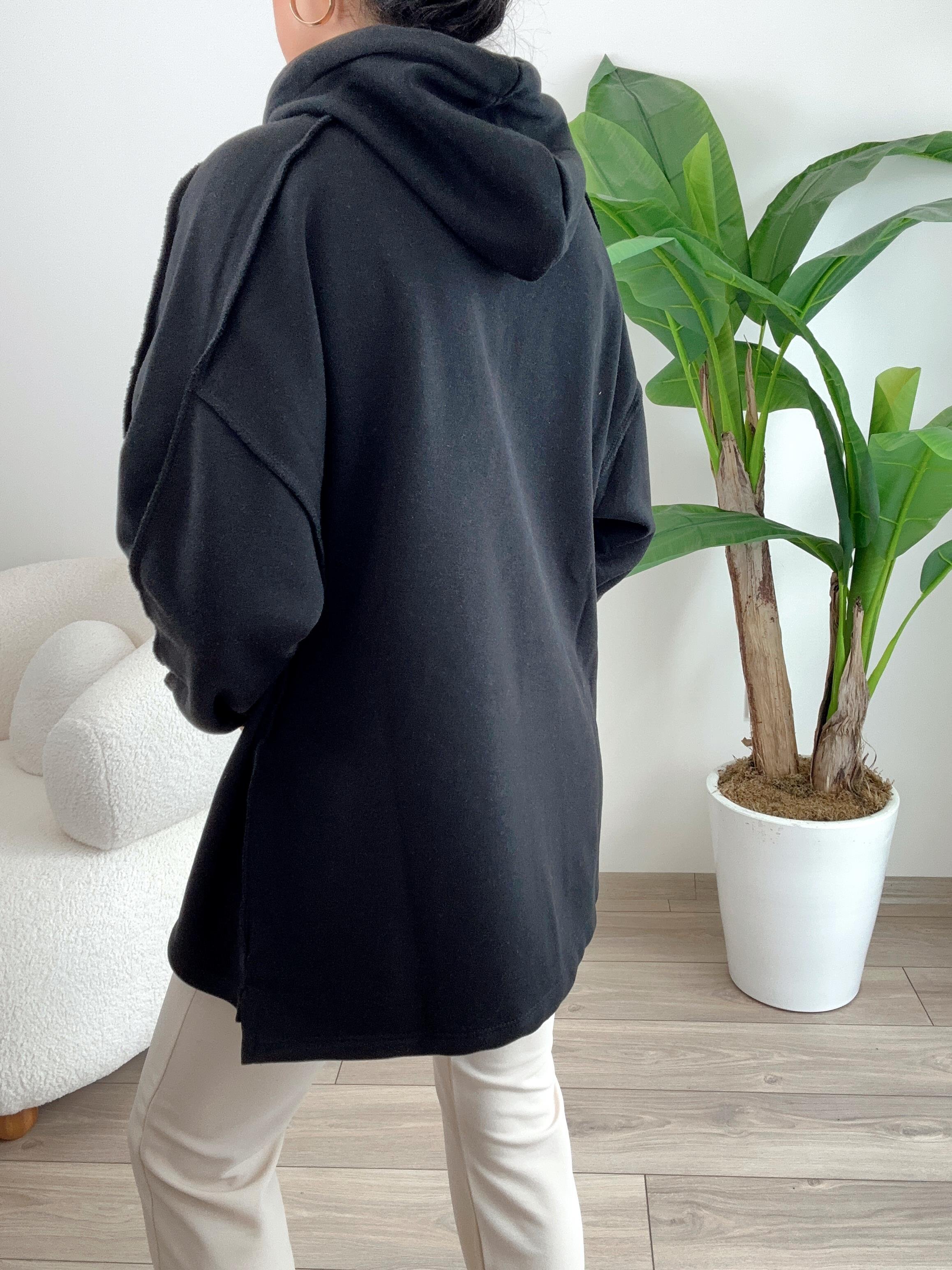 Siyah Pis Dikiş Kapüşonlu Sweat