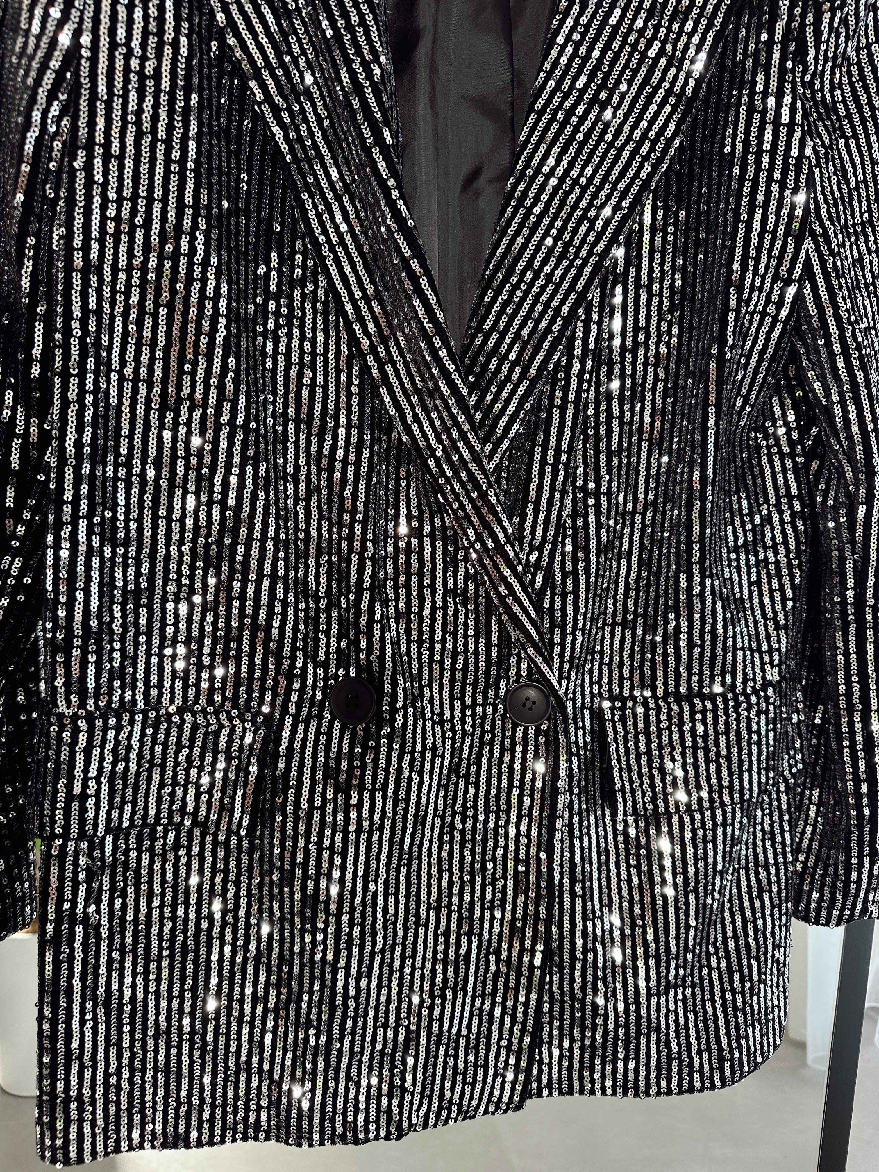 Siyah Pullu Blazer Ceket