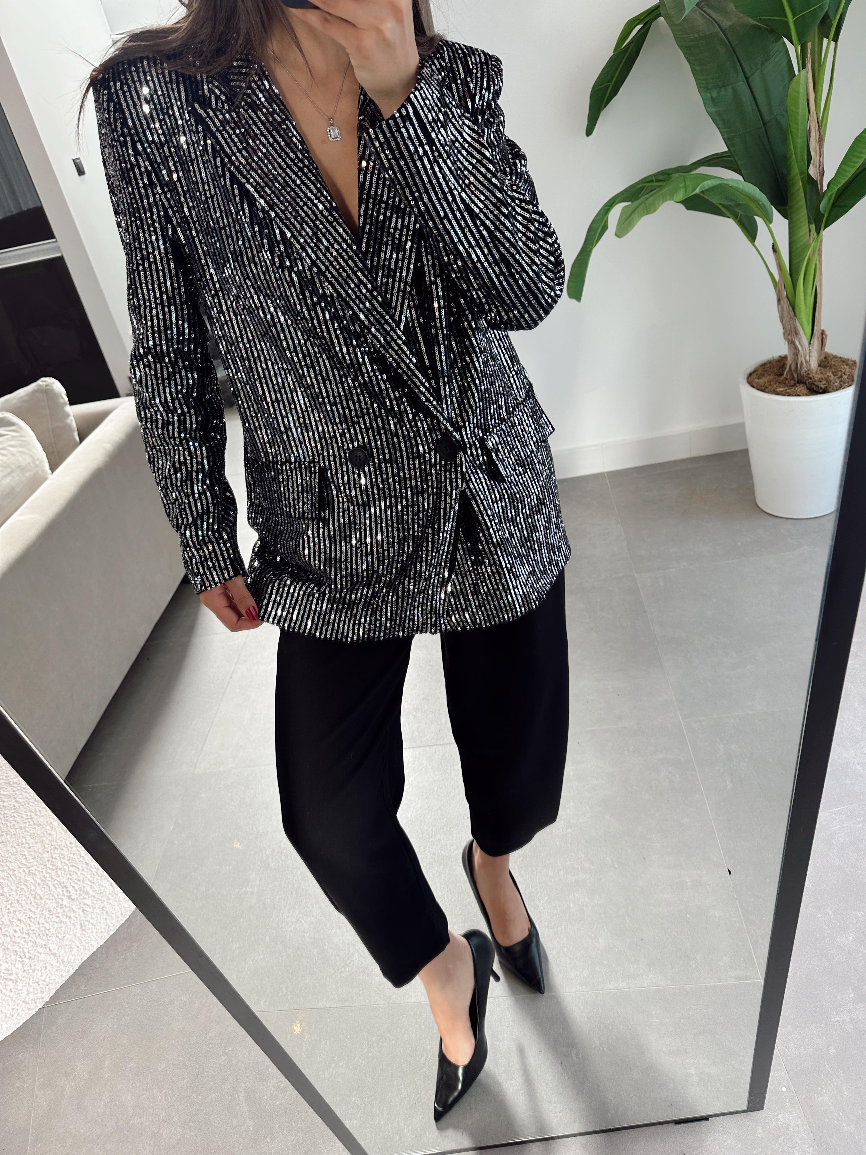 Siyah Pullu Blazer Ceket