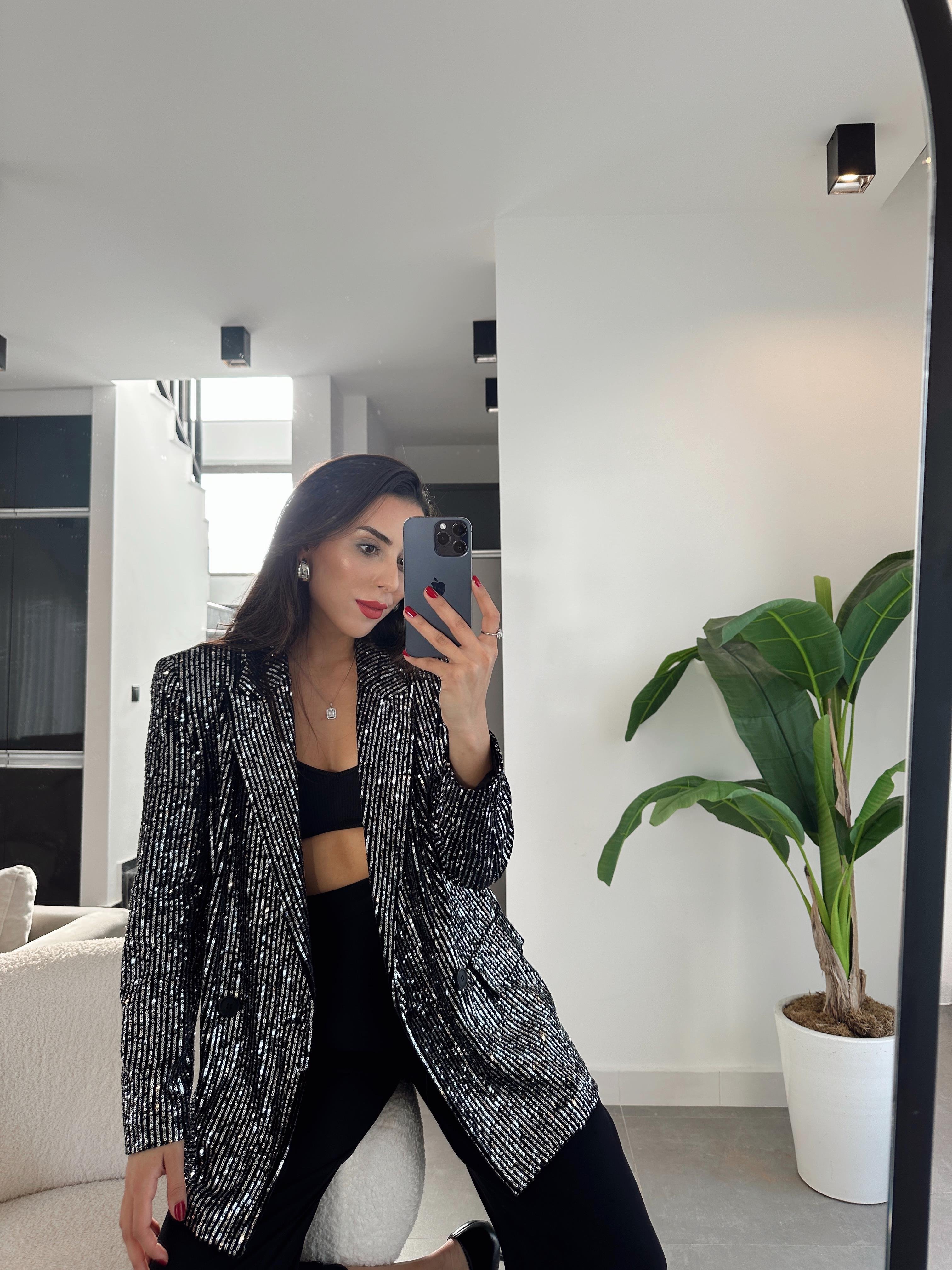 Siyah Pullu Blazer Ceket